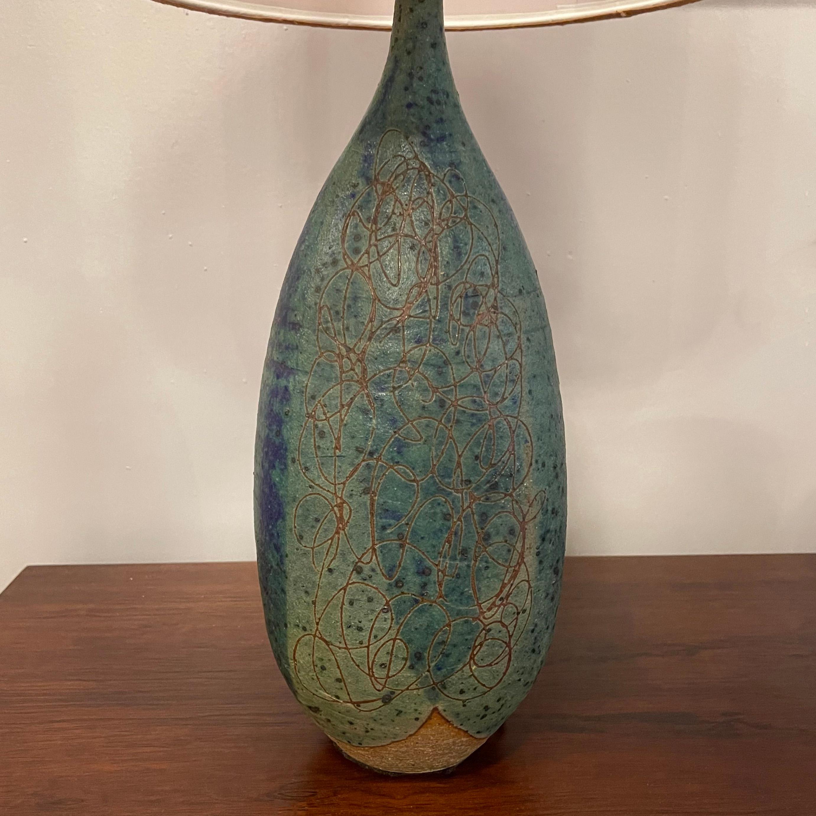 20th Century Mid Century Modern Incised Art Pottery Table Lamp For Sale