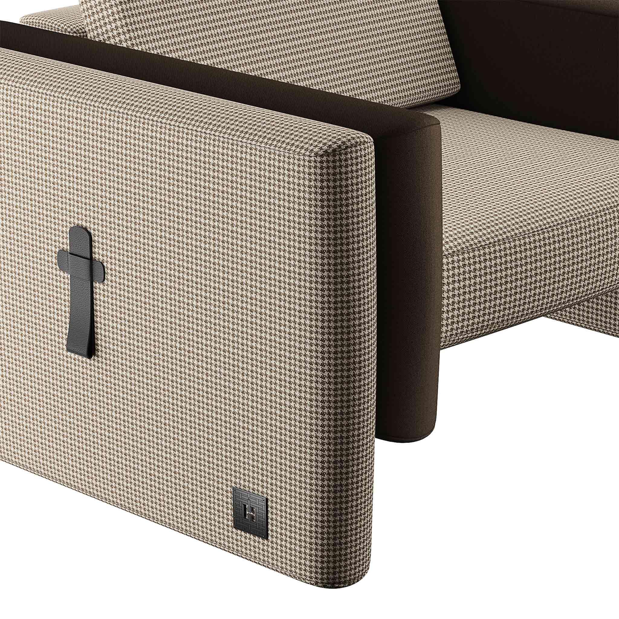 Contemporary Minimal Armchair mit klaren Linien und Tweed-Muster-Polsterung (Moderne der Mitte des Jahrhunderts) im Angebot