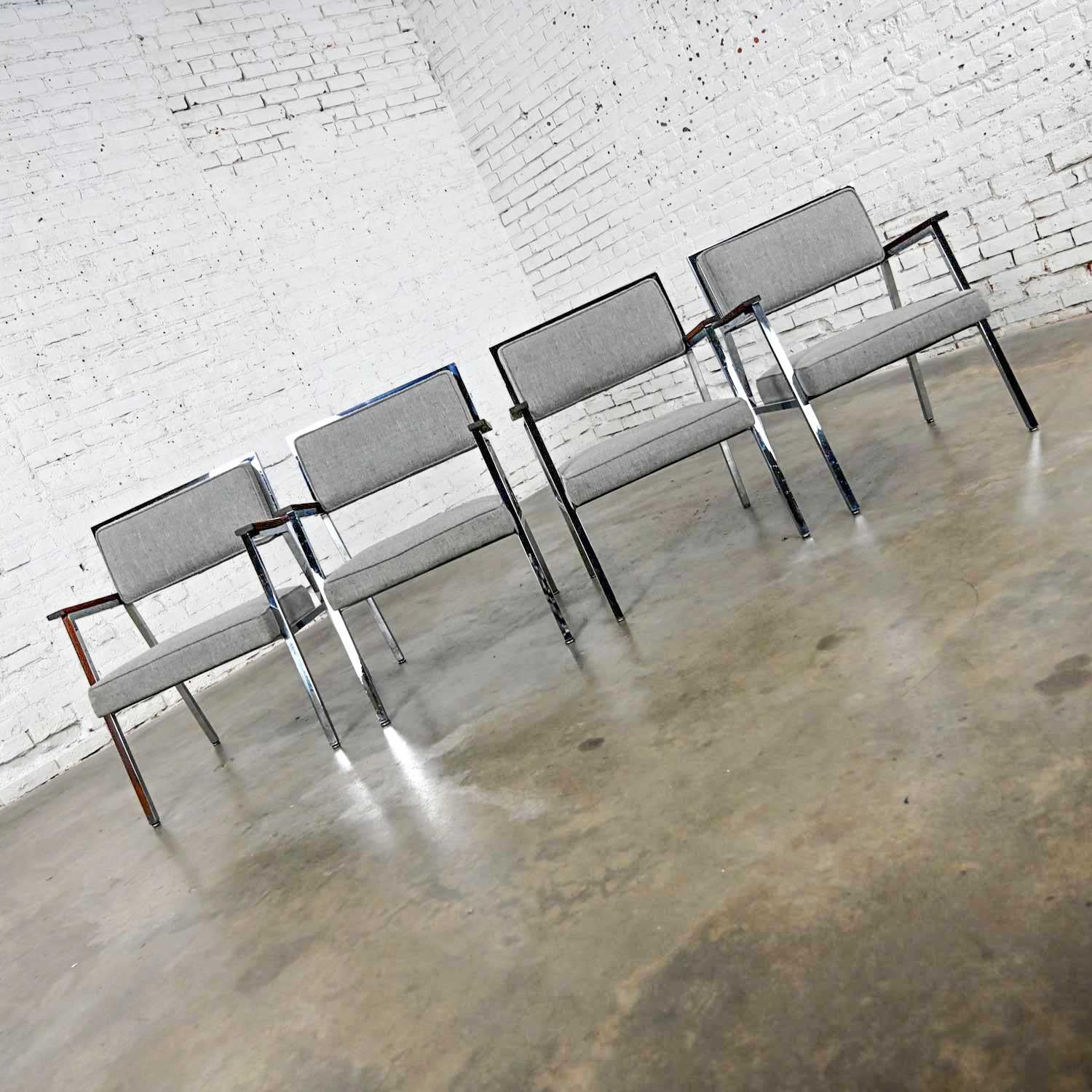 Mid-Century Modern Industrial Style Chrom & Grau Sessel von Steelcase Set 4 (Moderne der Mitte des Jahrhunderts) im Angebot