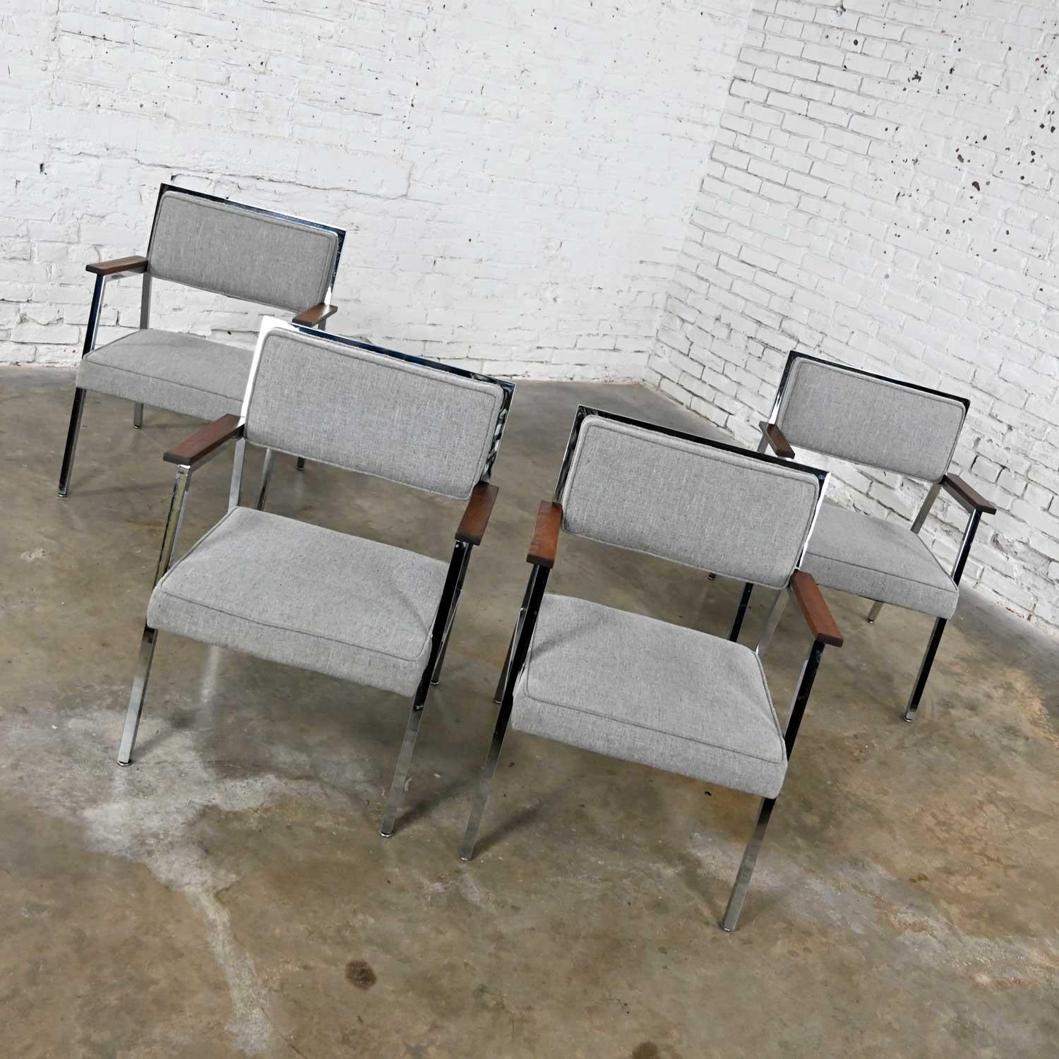 American Mid-Century Modern Industrial Style Chrome & Gray Armchairs by Steelcase set 4 For Sale