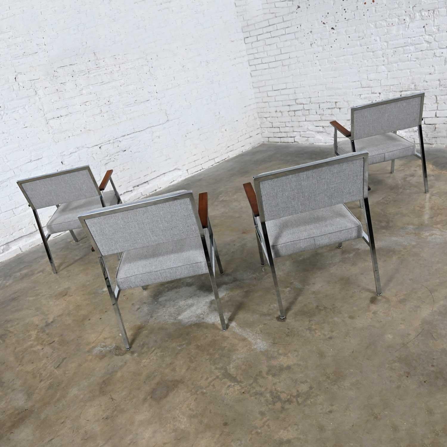 Mid-Century Modern Industrial Style Chrome & Gray Armchairs by Steelcase set 4 For Sale 2