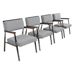 Fauteuils chromés et gris de style industriel moderne du milieu du siècle dernier par Steelcase set 4