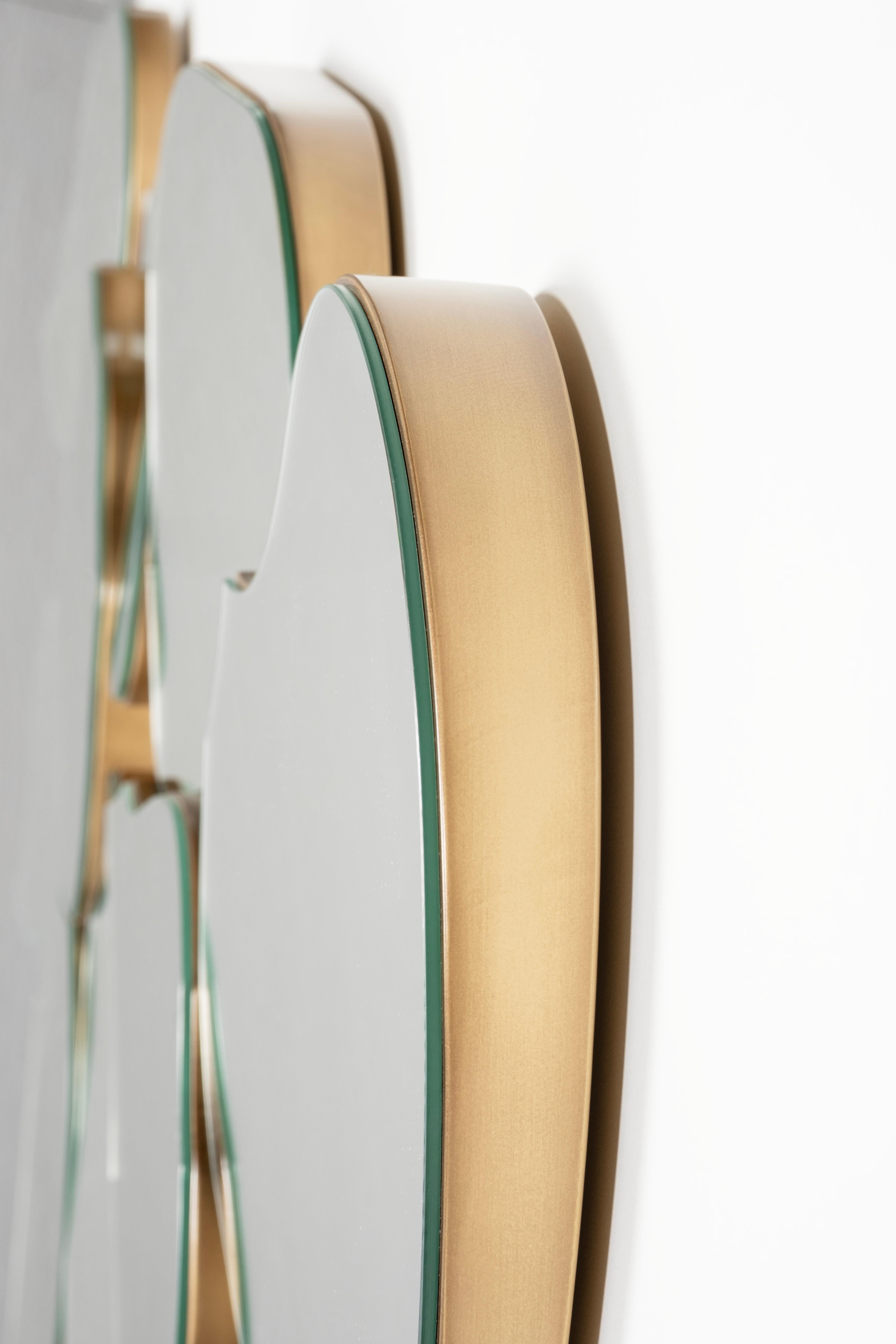 Espejo de pared Infinito moderno de mediados de siglo, pan de oro, hecho a mano por Greenapple en venta 1