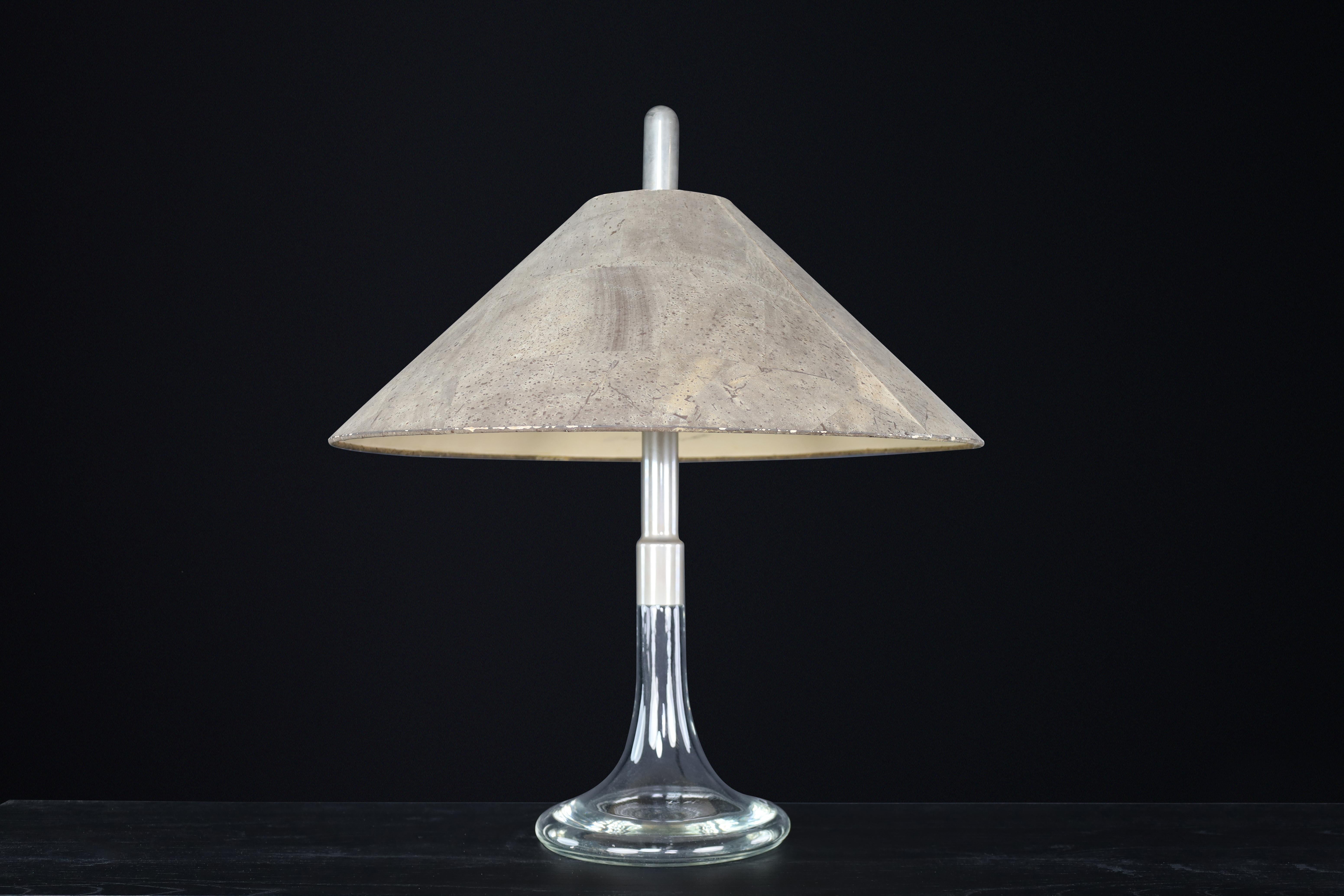 Allemand Lampe de table Ingo Maurer, verre et chrome, Design M, Allemagne, 1960. en vente