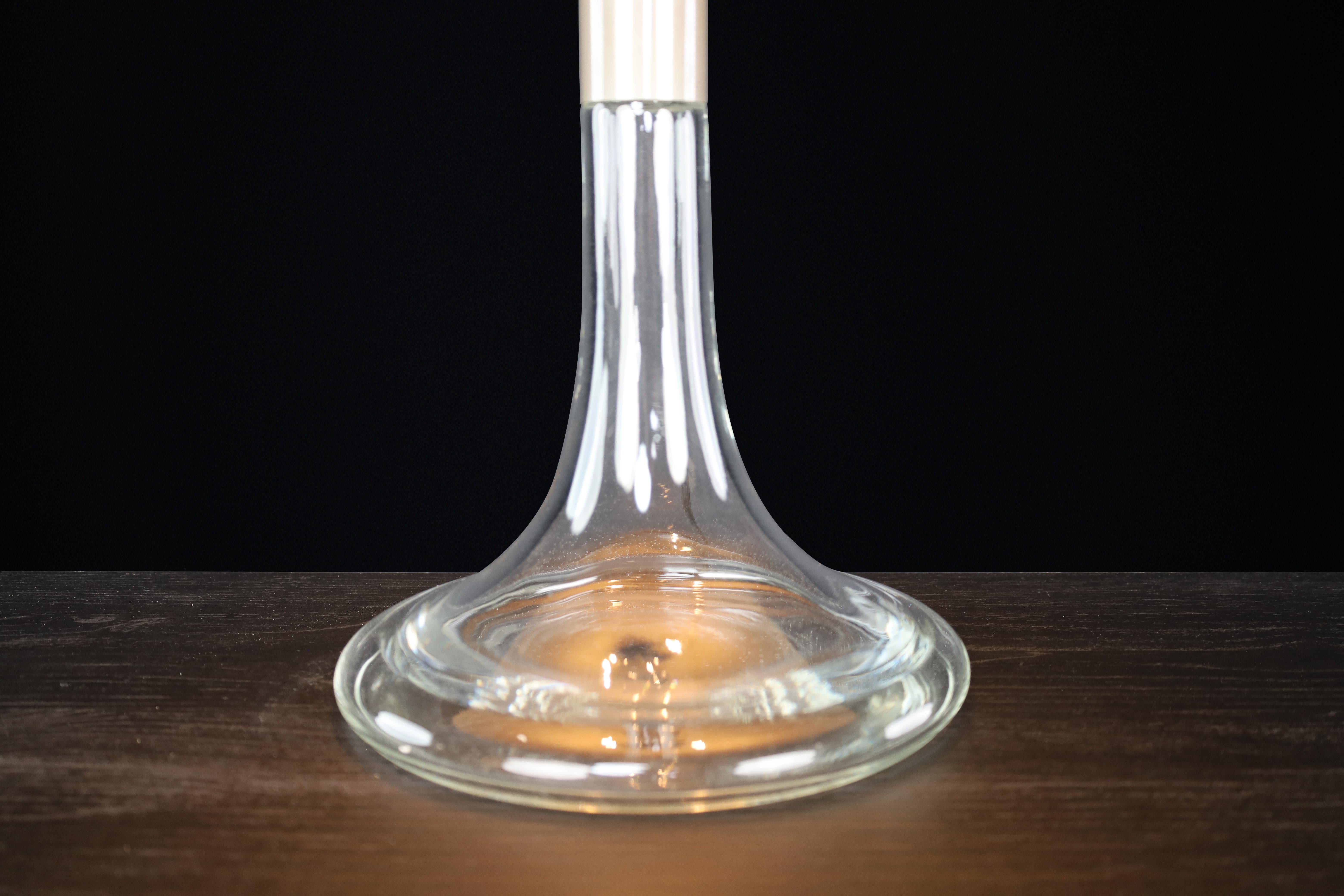 Lampe de table Ingo Maurer, verre et chrome, Design M, Allemagne, 1960. Bon état - En vente à Almelo, NL