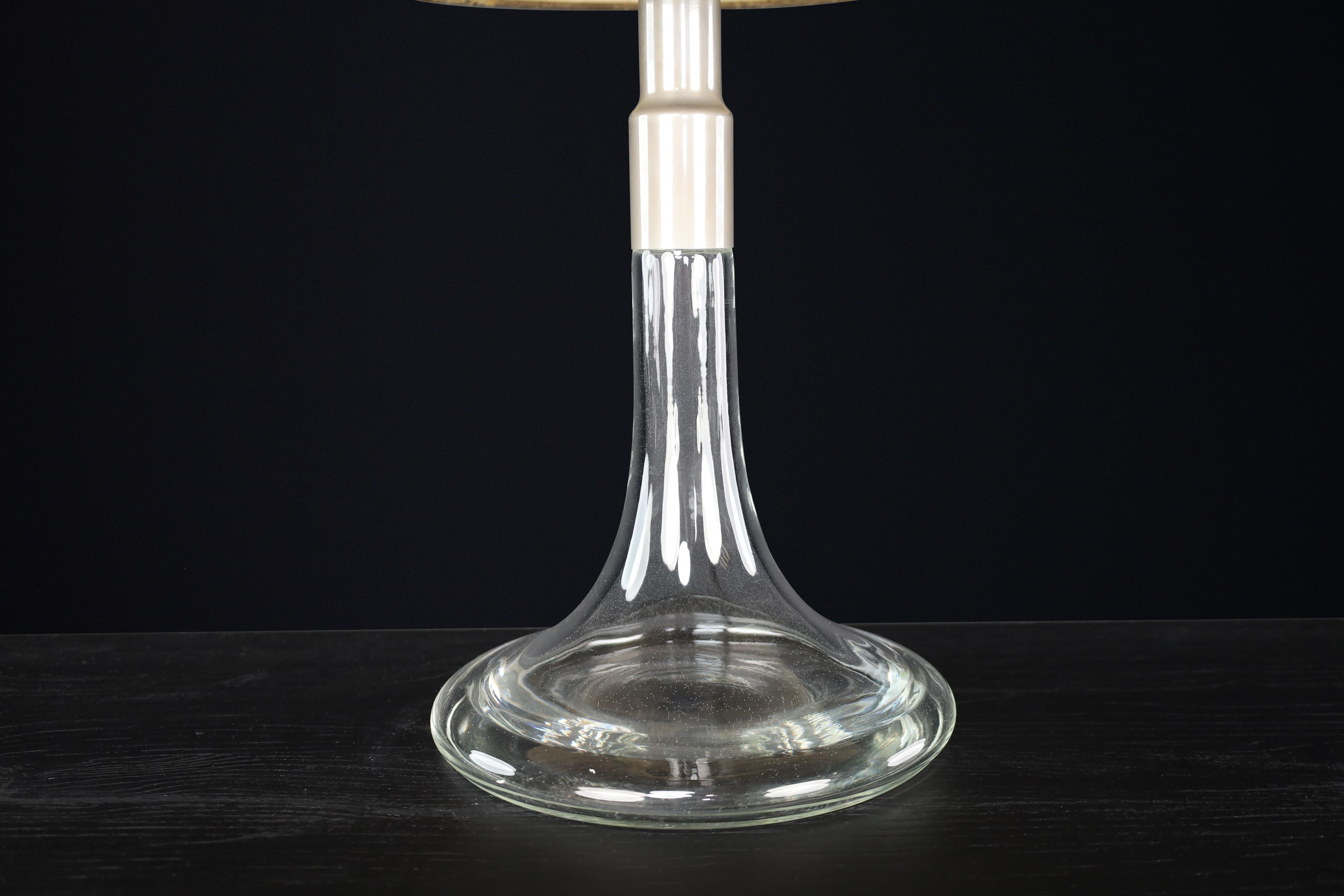 Verre Lampe de table Ingo Maurer, verre et chrome, Design M, Allemagne, 1960. en vente