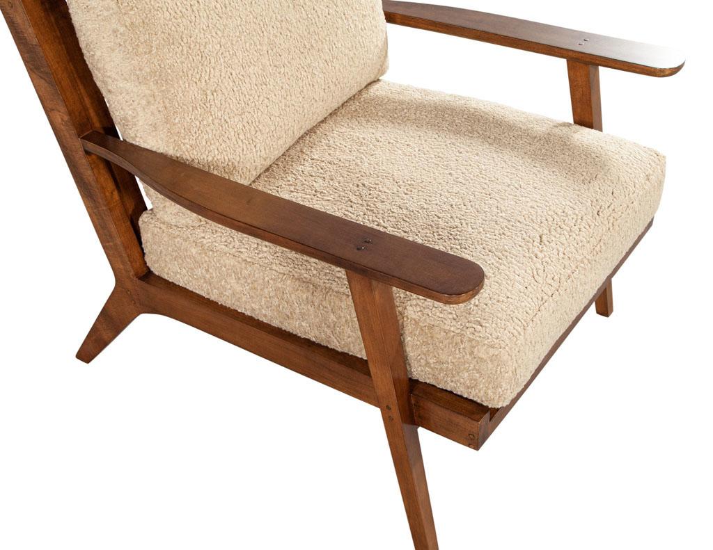 Mid-Century Modern Inspired Maple Lounge Chair by Ellen Degeneres Mildas Chair For Sale 8