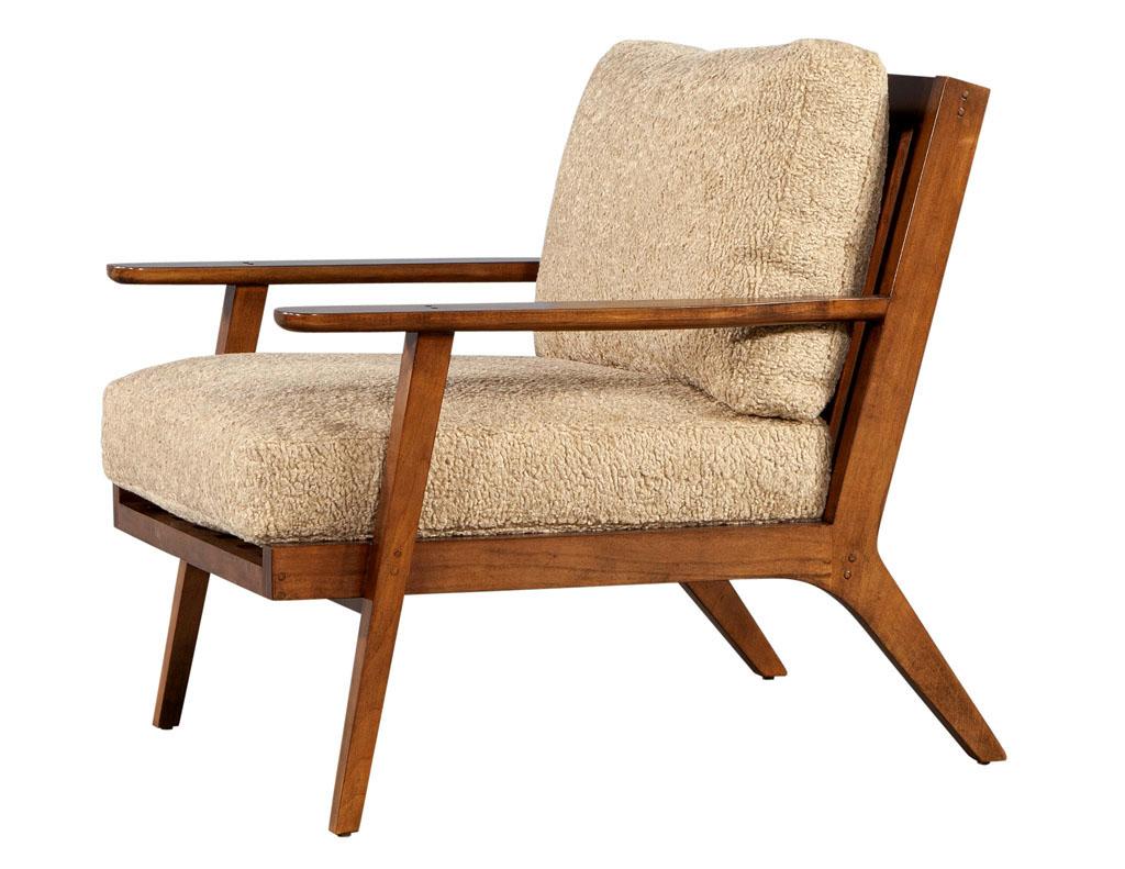 Contemporary Mid-Century Modern Inspired Maple Lounge Chair by Ellen Degeneres Mildas Chair For Sale