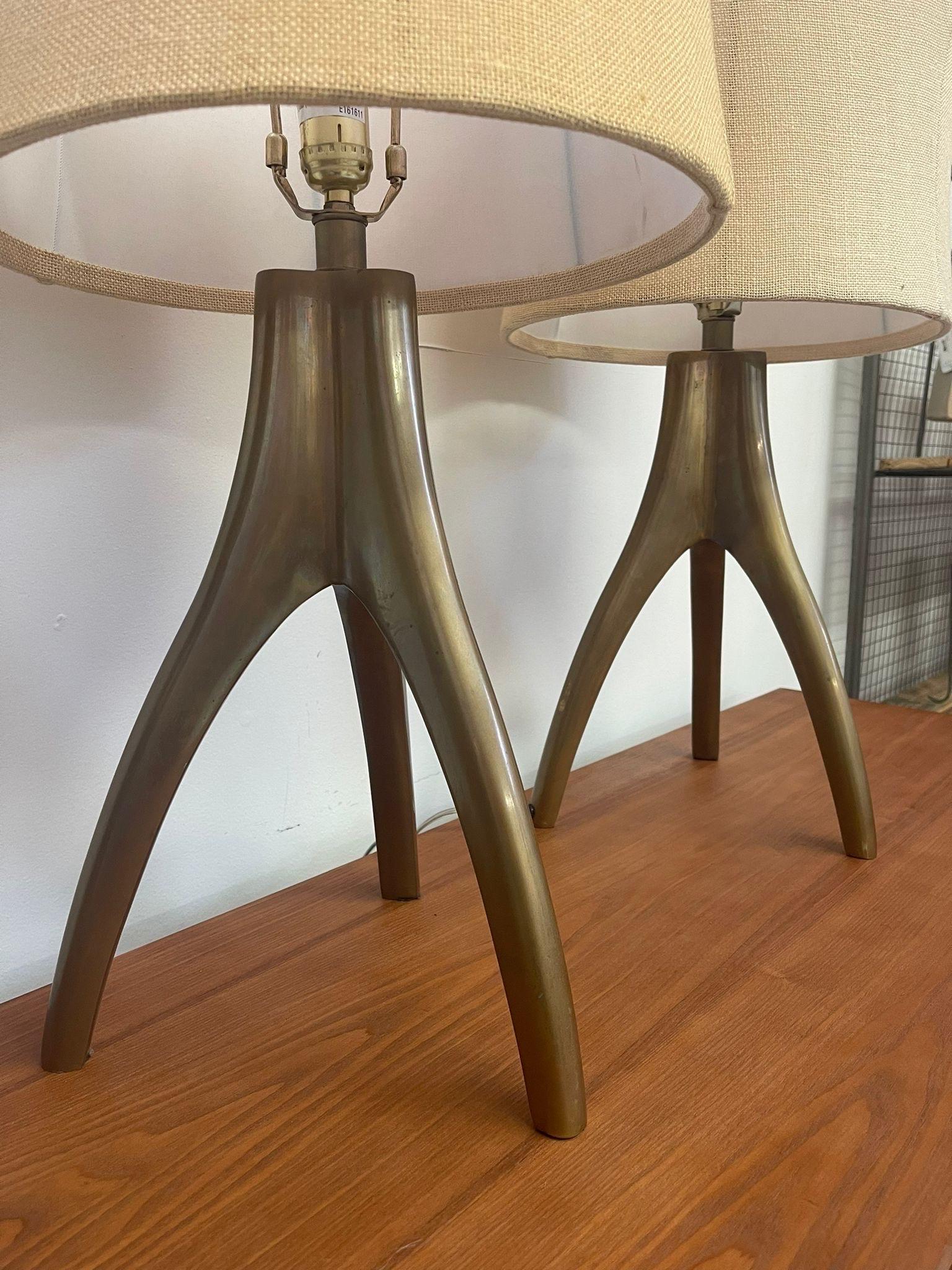 Mid Century Modern Inspired Table Lamps . Set of 2 In Good Condition For Sale In Seattle, WA