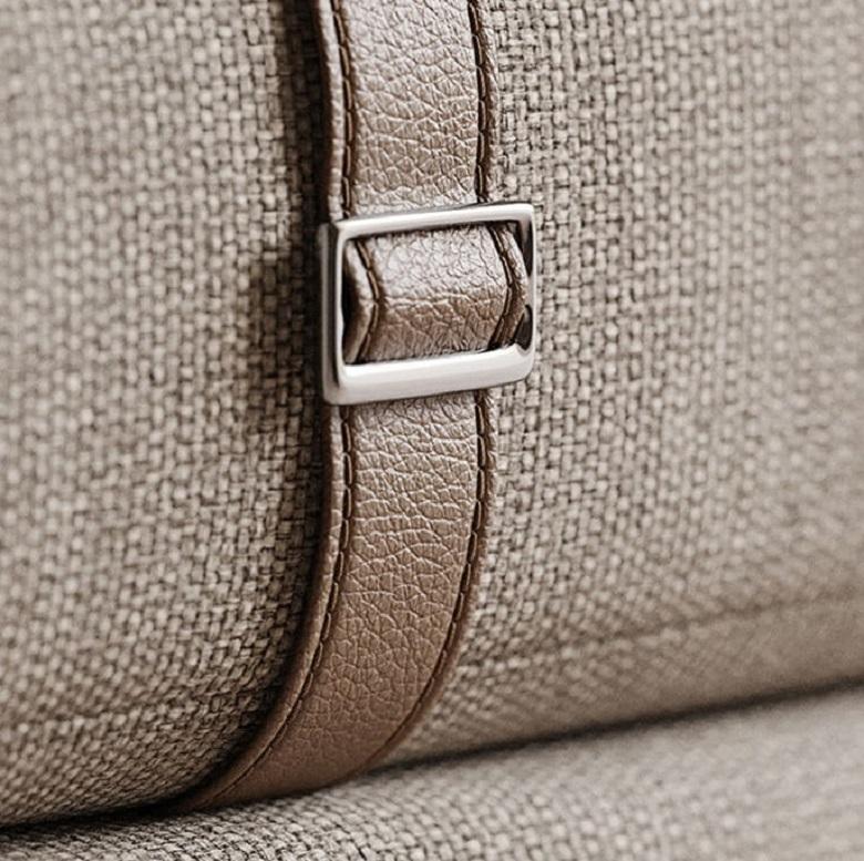 Modernes Holz und gepolstertes Daybed aus der Jahrhundertmitte - Mondo Design Studio im Angebot 4