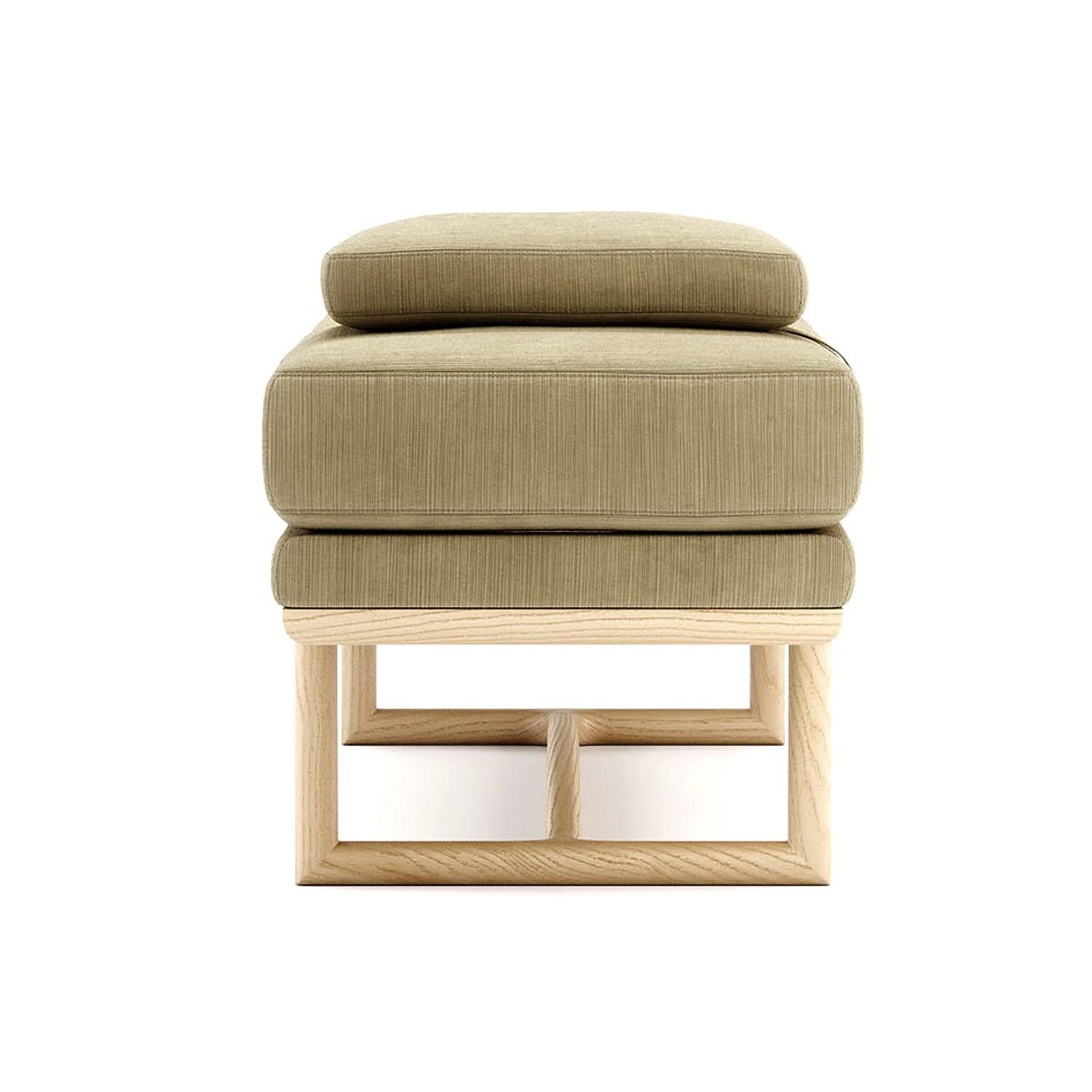 Modernes Holz und gepolstertes Daybed aus der Jahrhundertmitte - Mondo Design Studio (21. Jahrhundert und zeitgenössisch) im Angebot