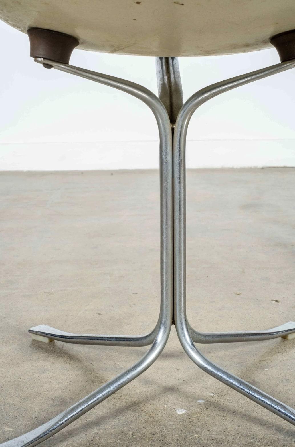 Mid-20th Century Mid-Century Modern 'Ion' chair, designed by Gideon Kramer, 1962