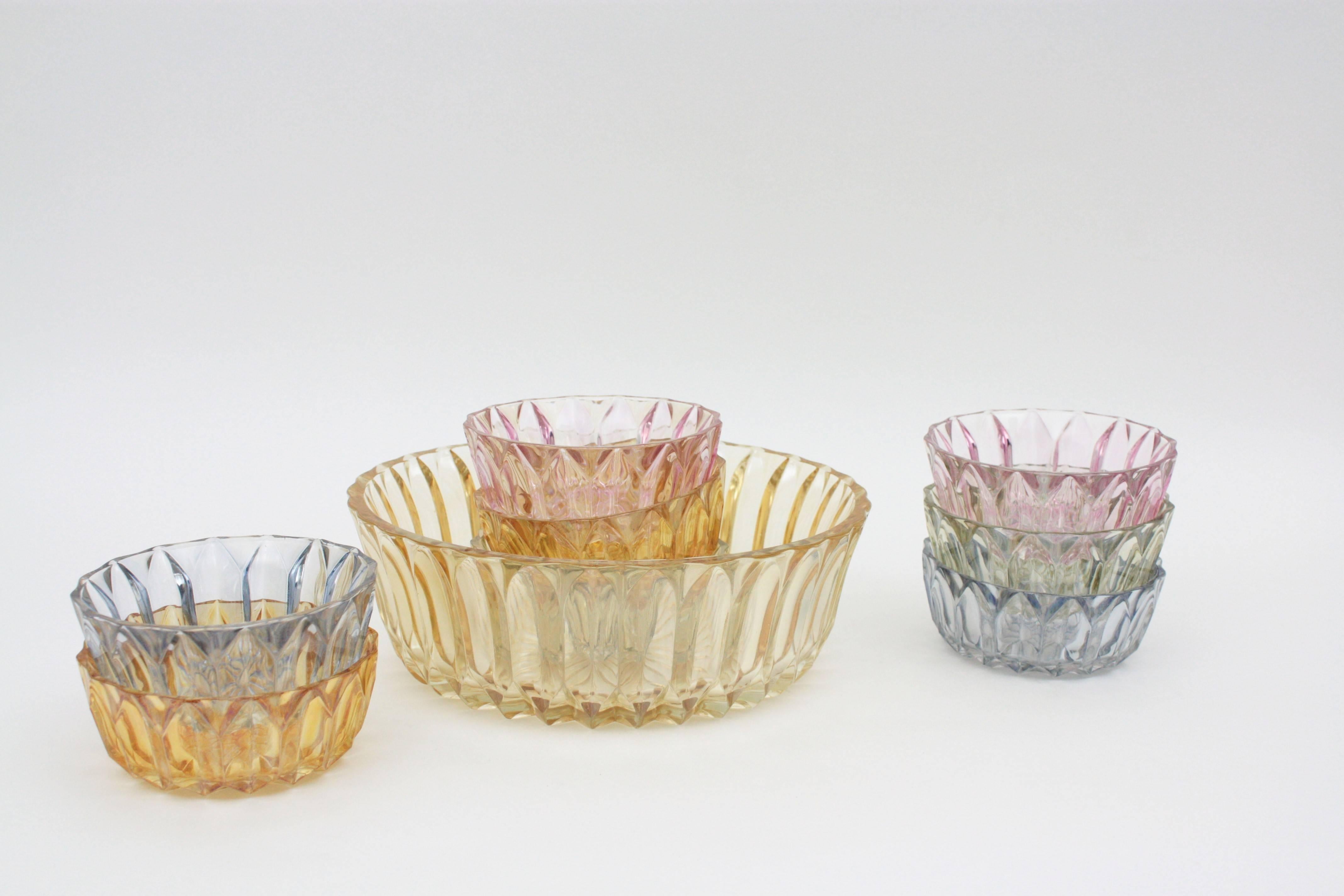 Mid-Century Modern Iridiscent Pattern Pressed Glass Pastel Colors Set of Bowls 4