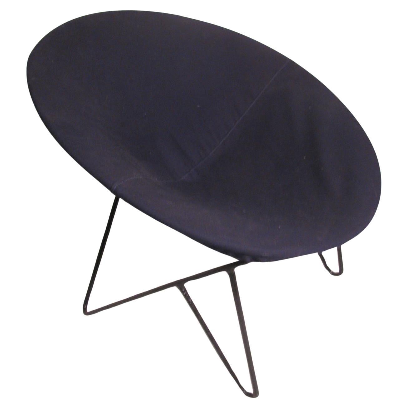 Mid-Century moderno Sedia da salotto a cerchio in ferro della modernità di metà secolo, 1955 circa in vendita