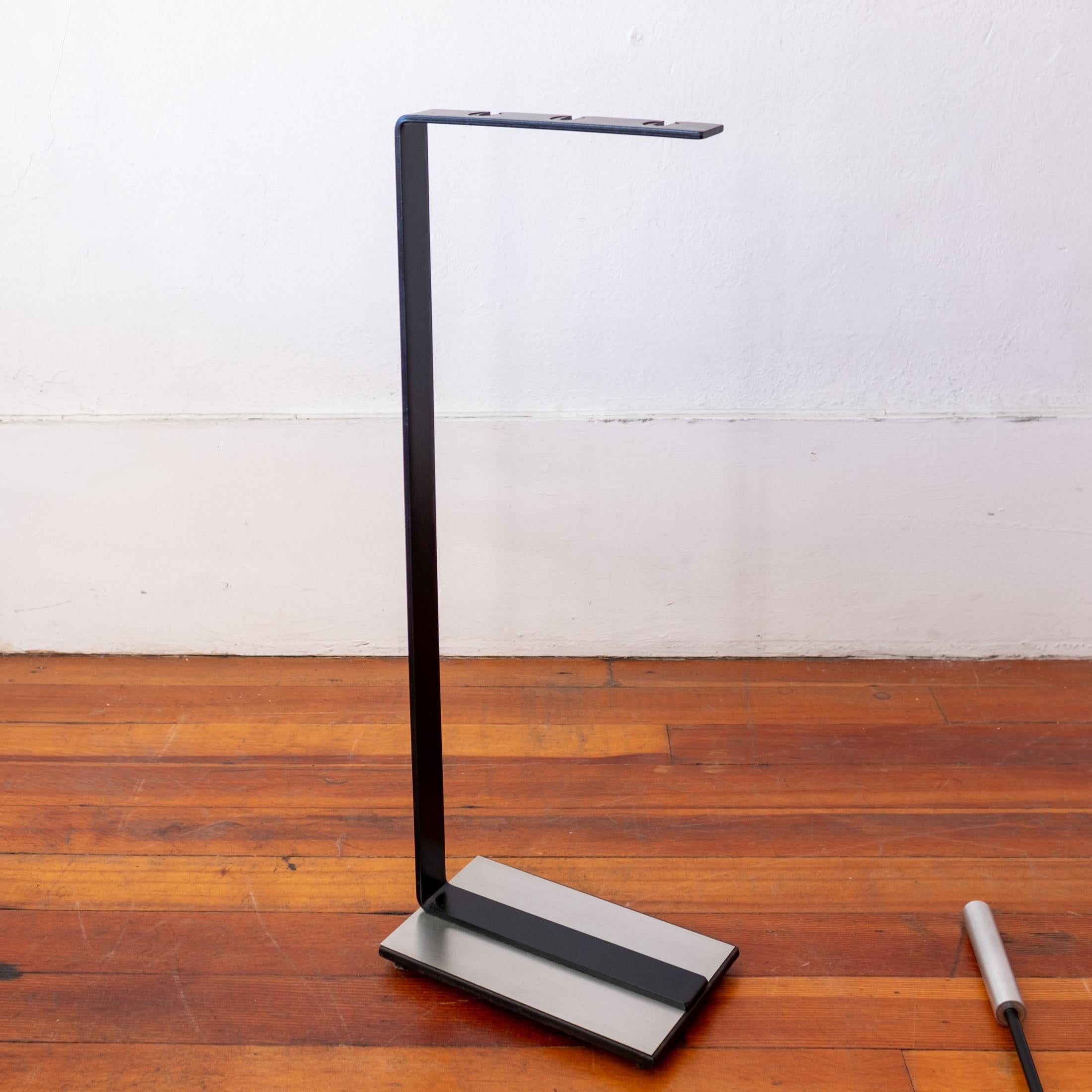 Set de Herramientas para Chimenea de Hierro Modernista de Mediados de Siglo en venta 5