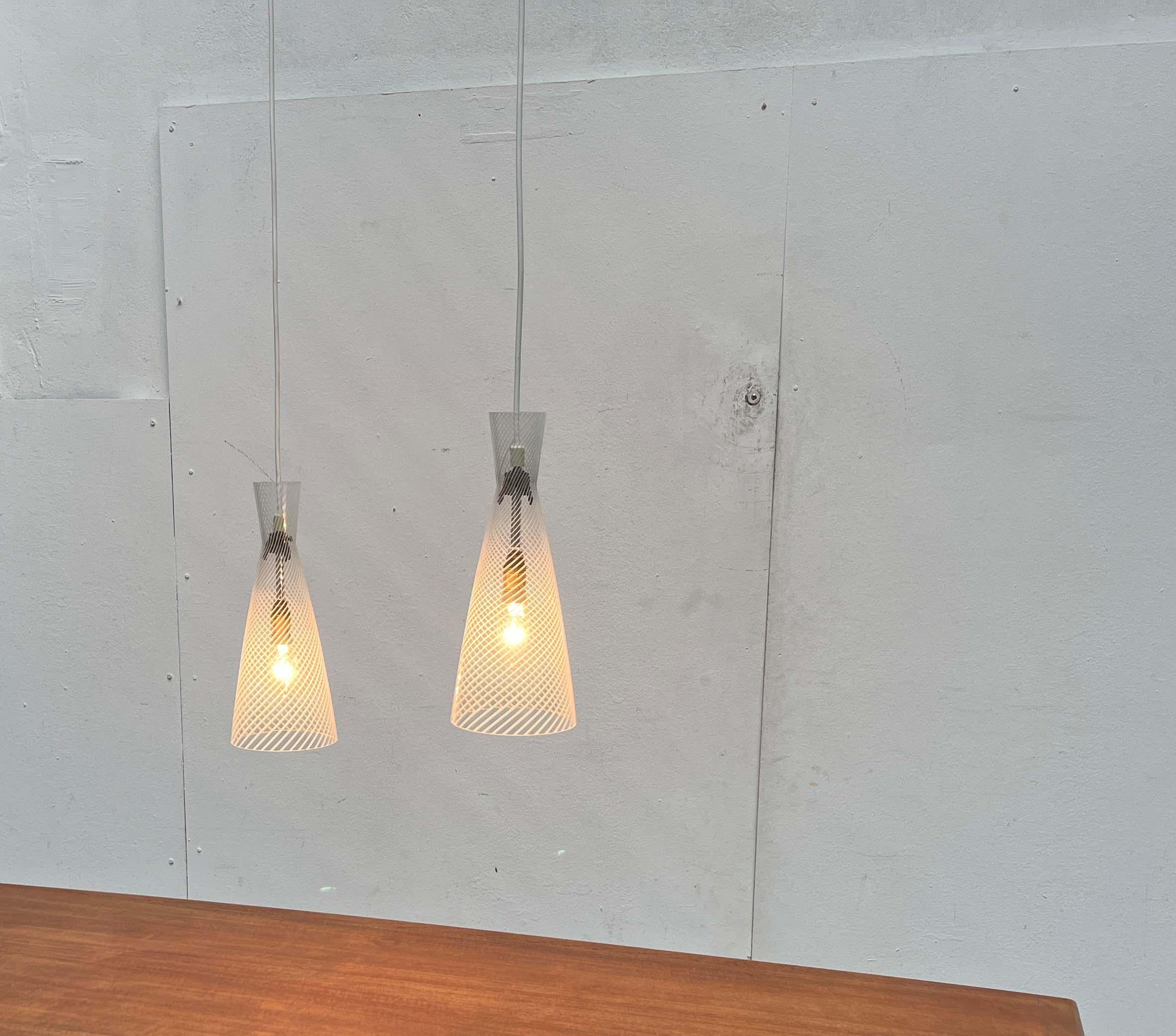 Ciondoli in vetro a vortice dell'isola moderna di metà secolo A.F. Gangkofner Peill & Putzler in vendita 3