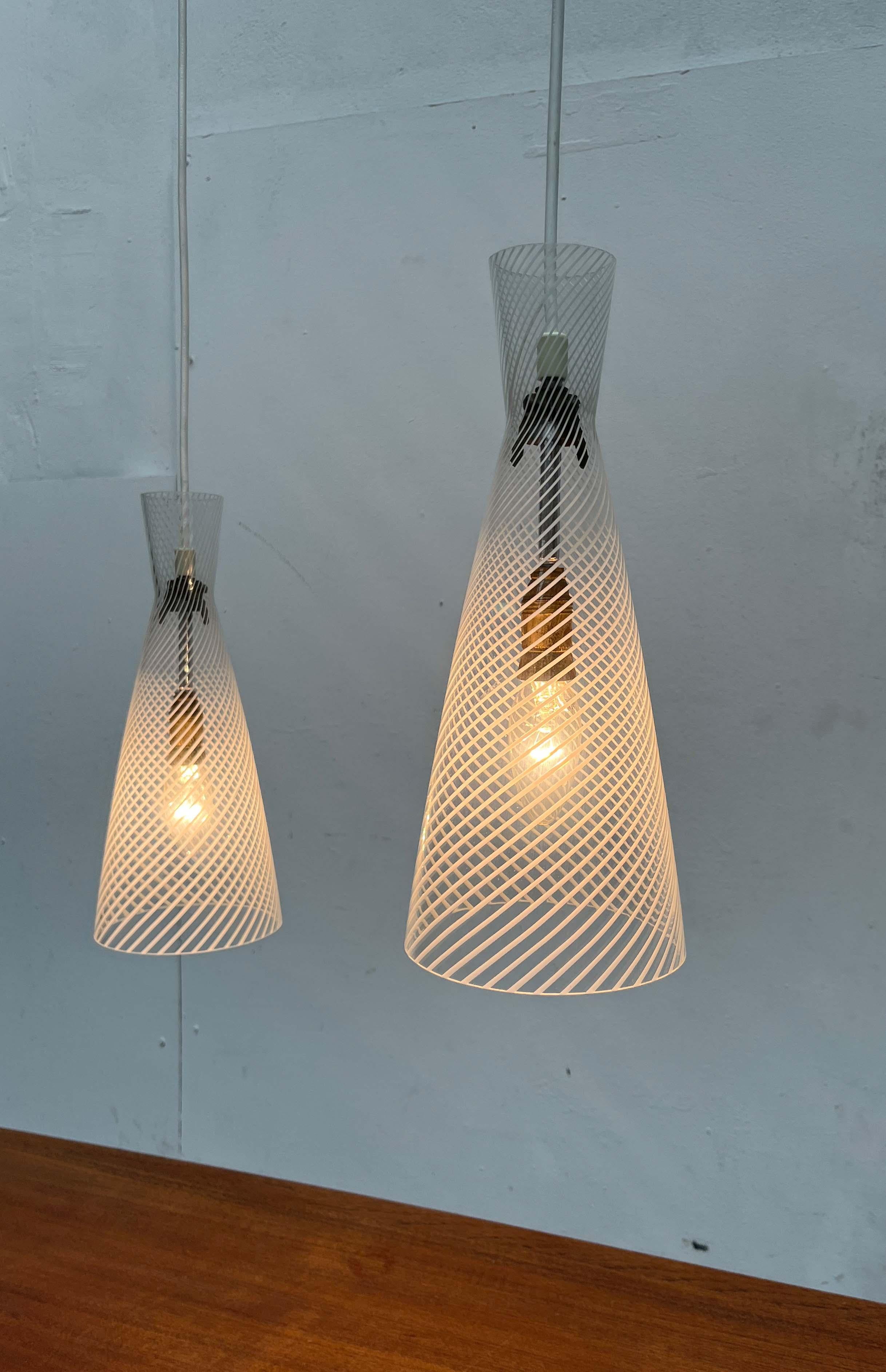 Ciondoli in vetro a vortice dell'isola moderna di metà secolo A.F. Gangkofner Peill & Putzler in vendita 8