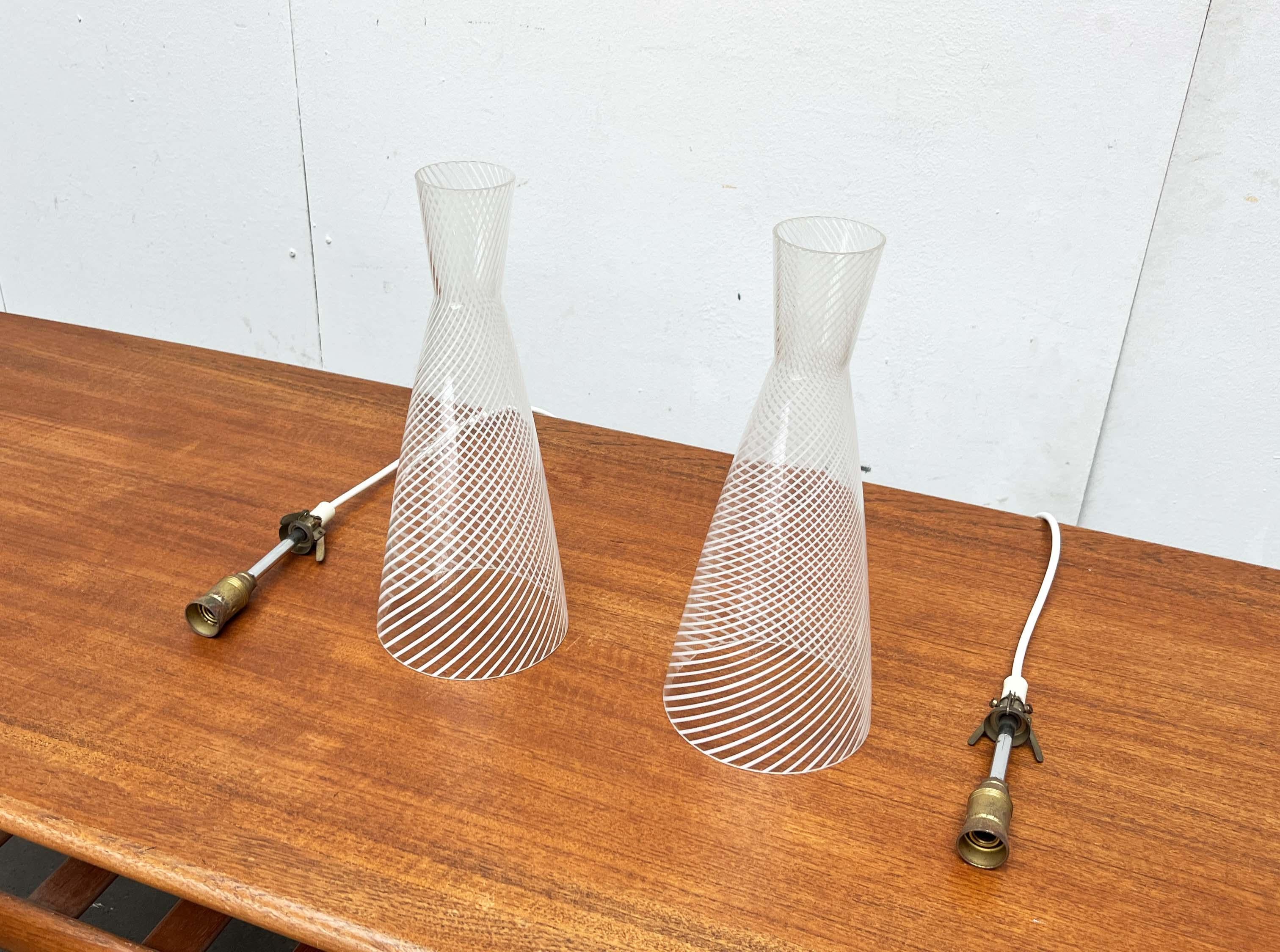 Ciondoli in vetro a vortice dell'isola moderna di metà secolo A.F. Gangkofner Peill & Putzler in vendita 10