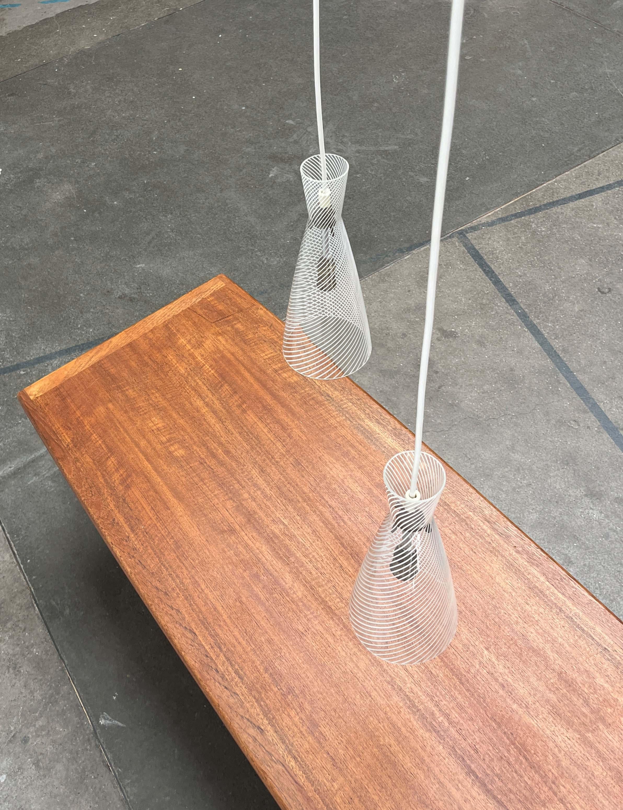 Tedesco Ciondoli in vetro a vortice dell'isola moderna di metà secolo A.F. Gangkofner Peill & Putzler in vendita