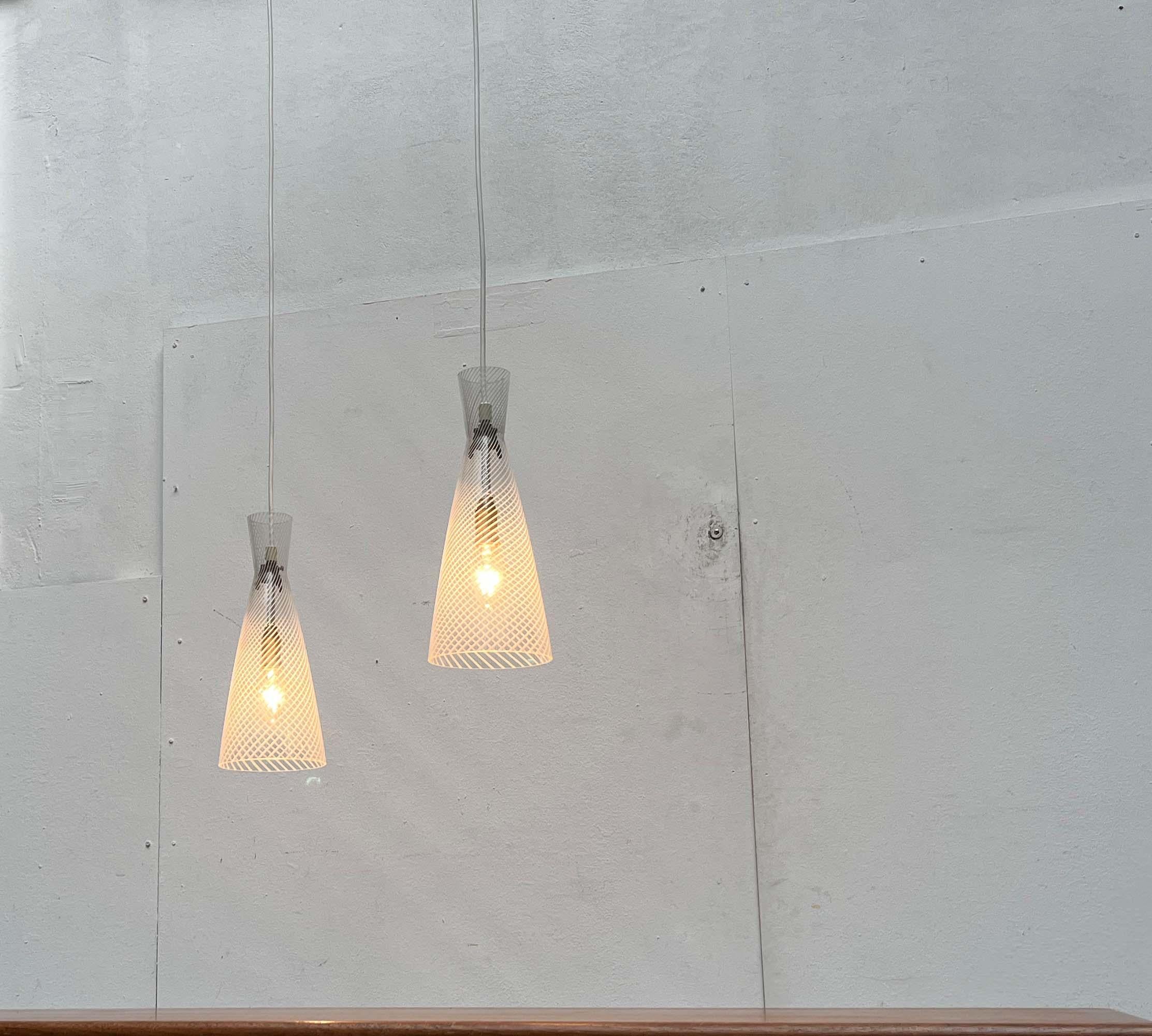 Ciondoli in vetro a vortice dell'isola moderna di metà secolo A.F. Gangkofner Peill & Putzler in vendita 1