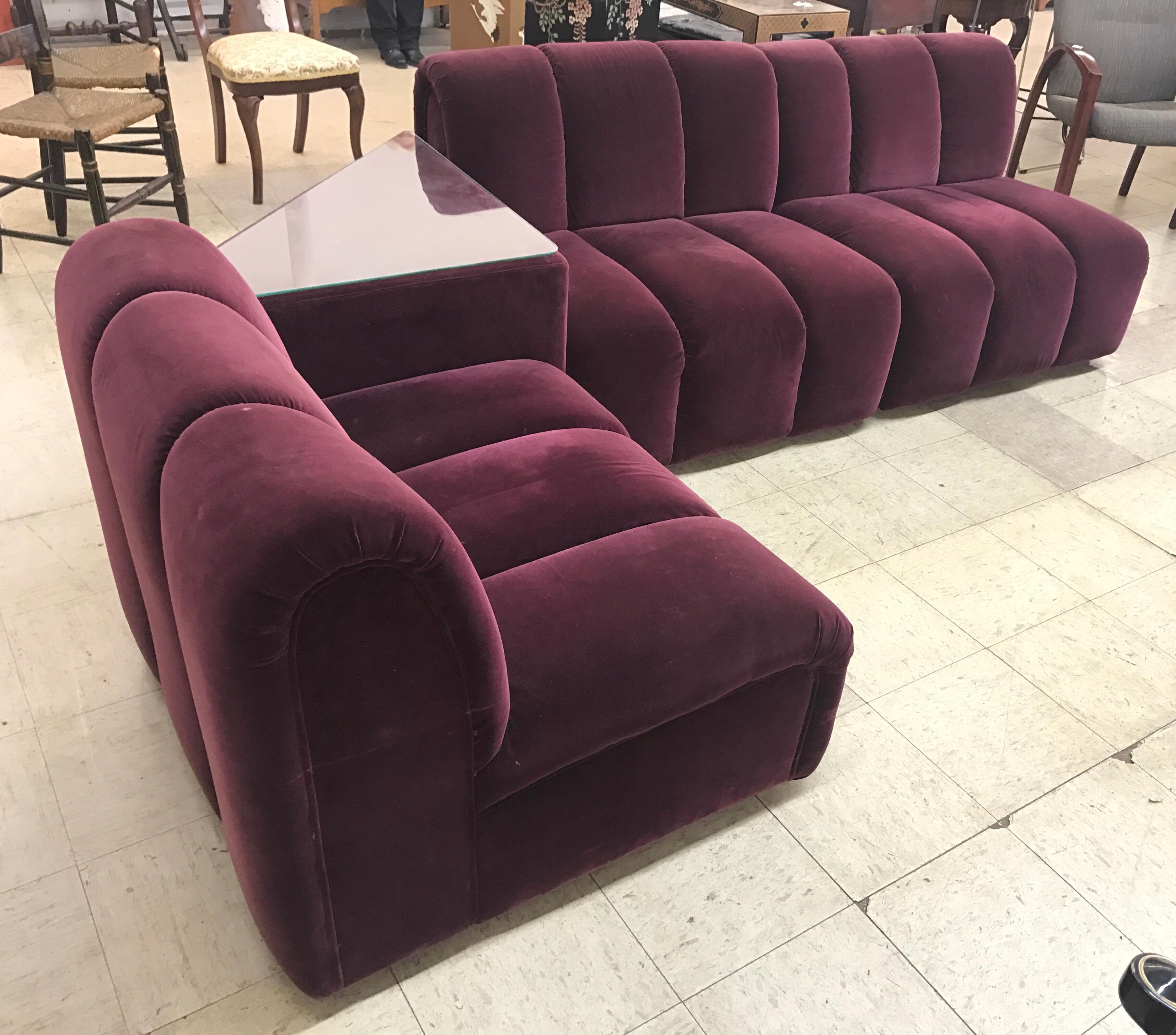 burgundy sectional couch