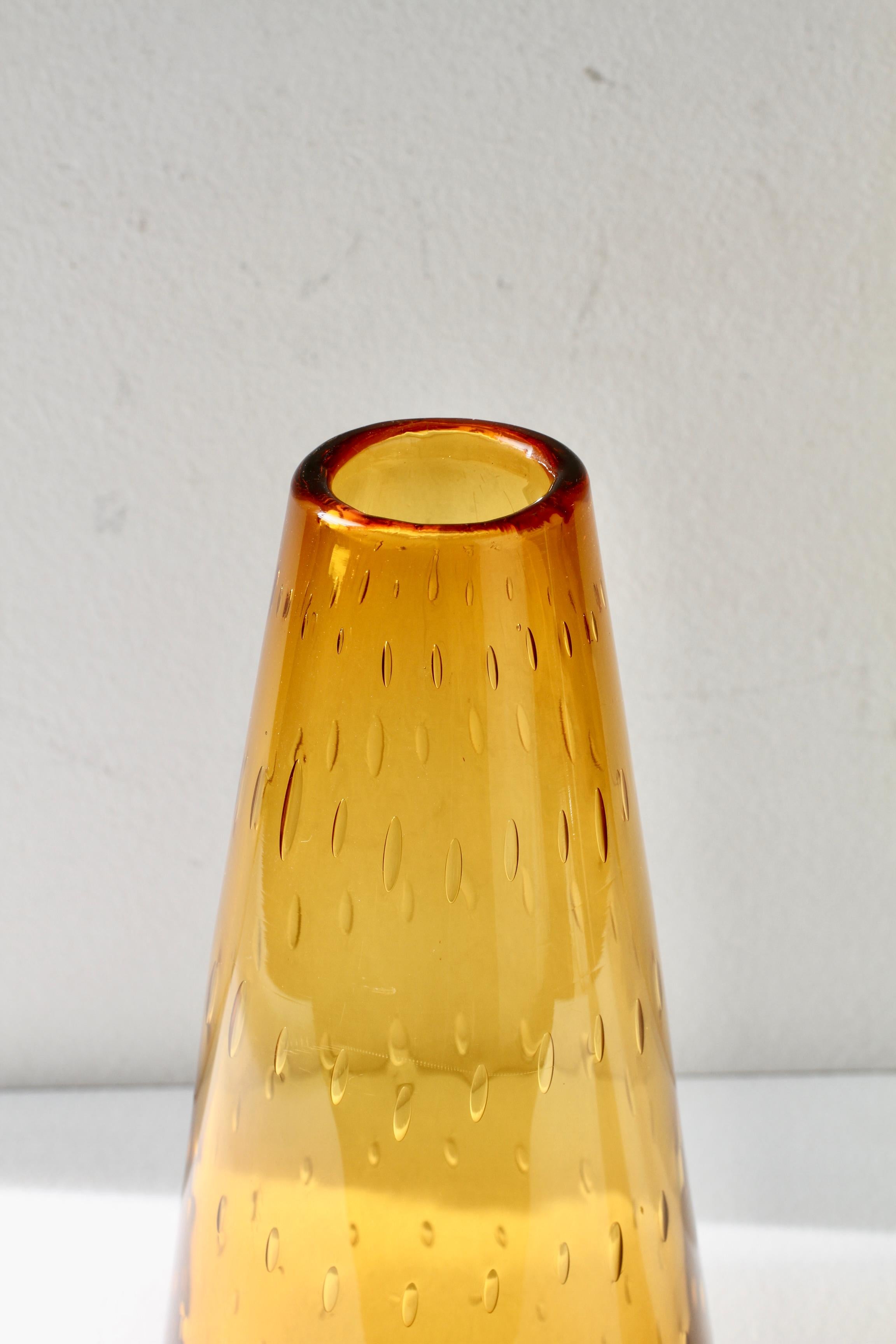 Vaso in vetro bullicante di Murano giallo ambrato, 1950 ca. in vendita 3