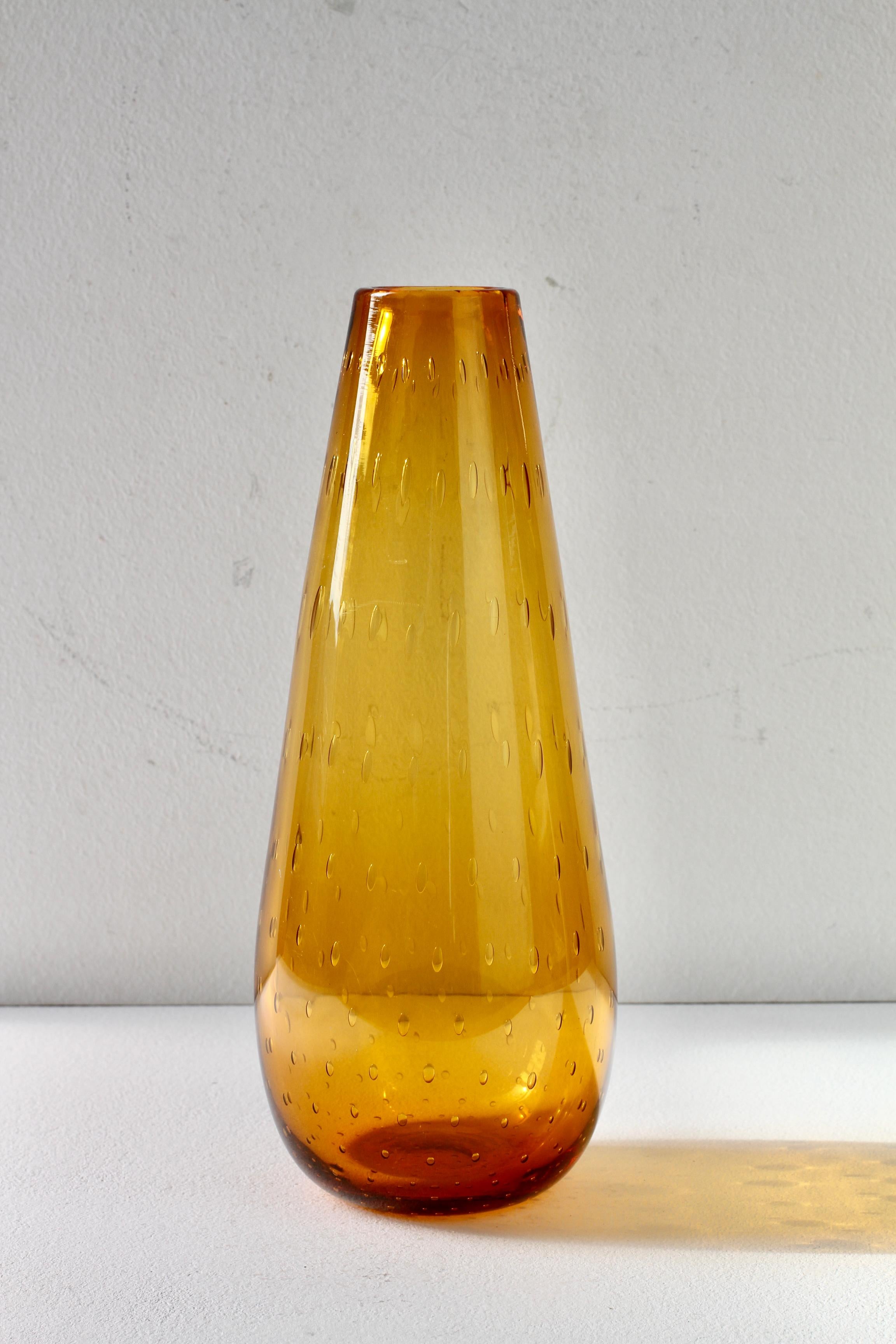 Italiano Vaso in vetro bullicante di Murano giallo ambrato, 1950 ca. in vendita