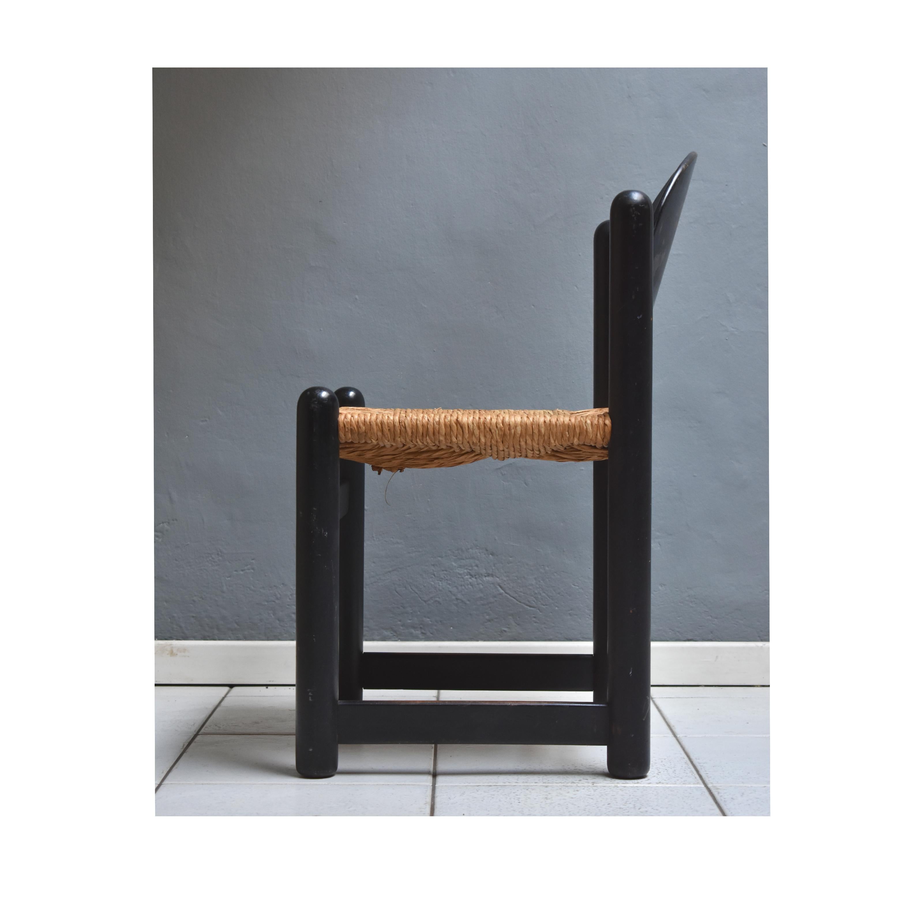 Italian Mid-Century modern italian 1970set of 4 dining chairs black wood and wicker seat