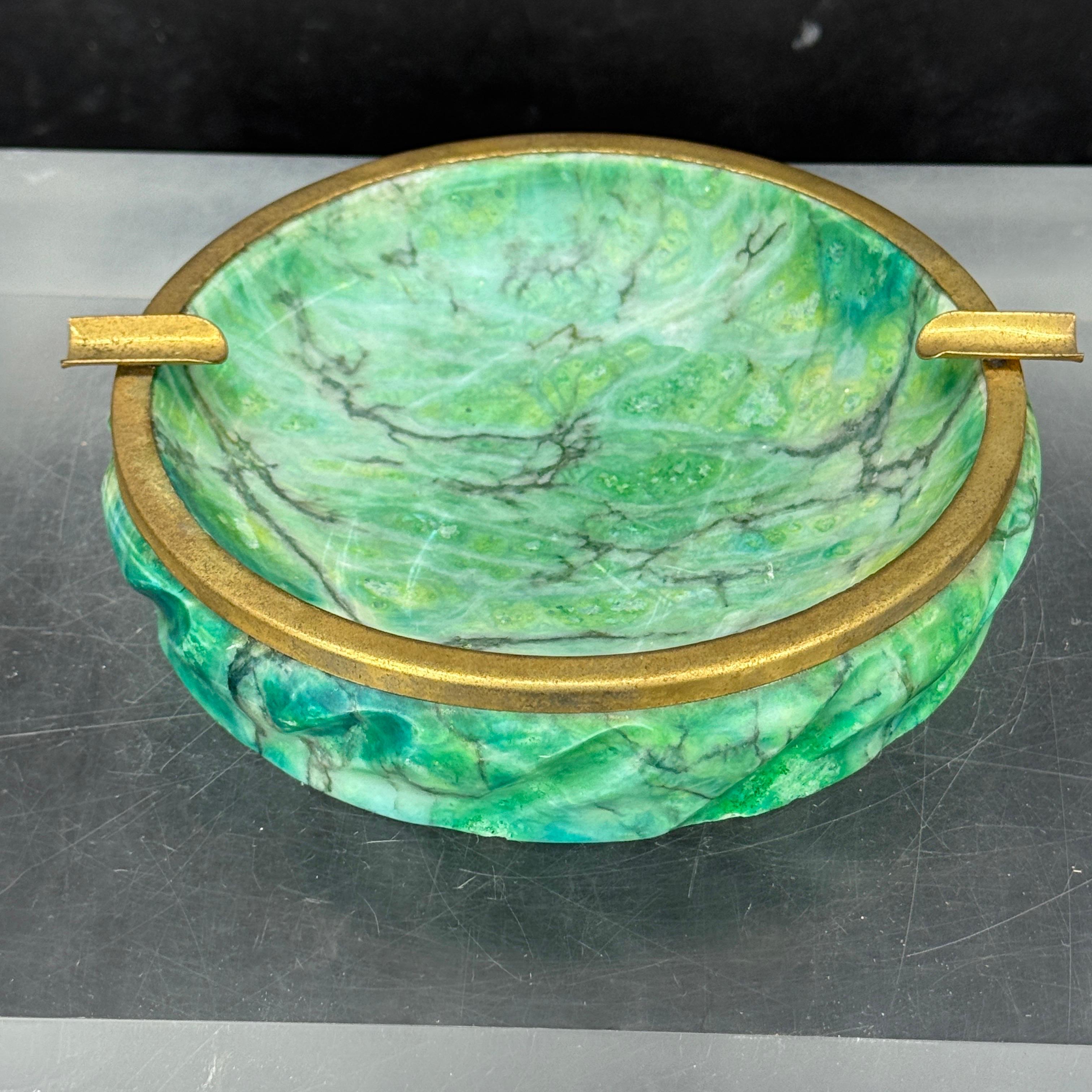 Mid-Century Modern Italian Alabaster Ashtray, Italy 1950's For Sale 6