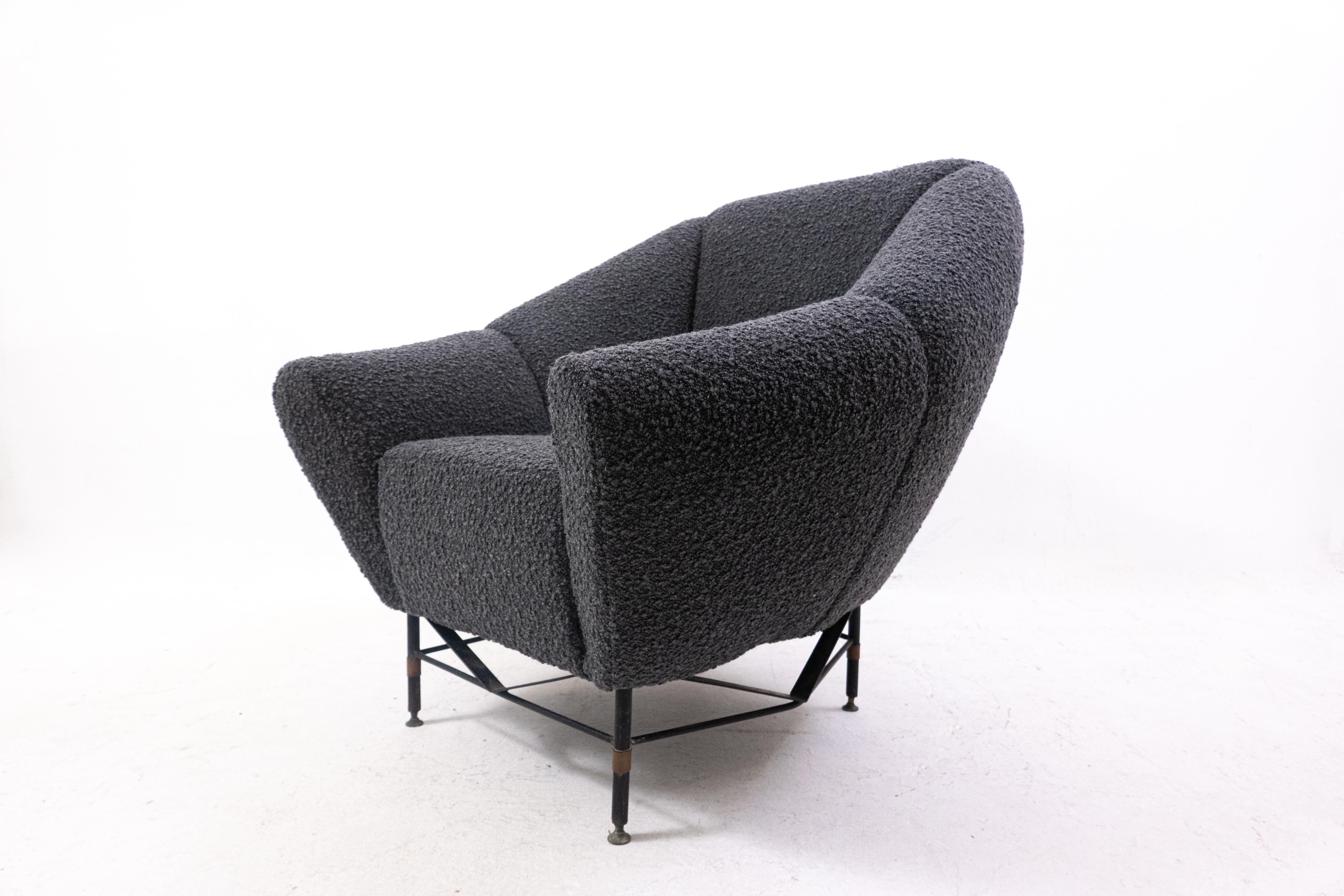Mid-20th Century Mid-Century Modern Italian Armchair, 1950s -Black Bouclette Fabric For Sale