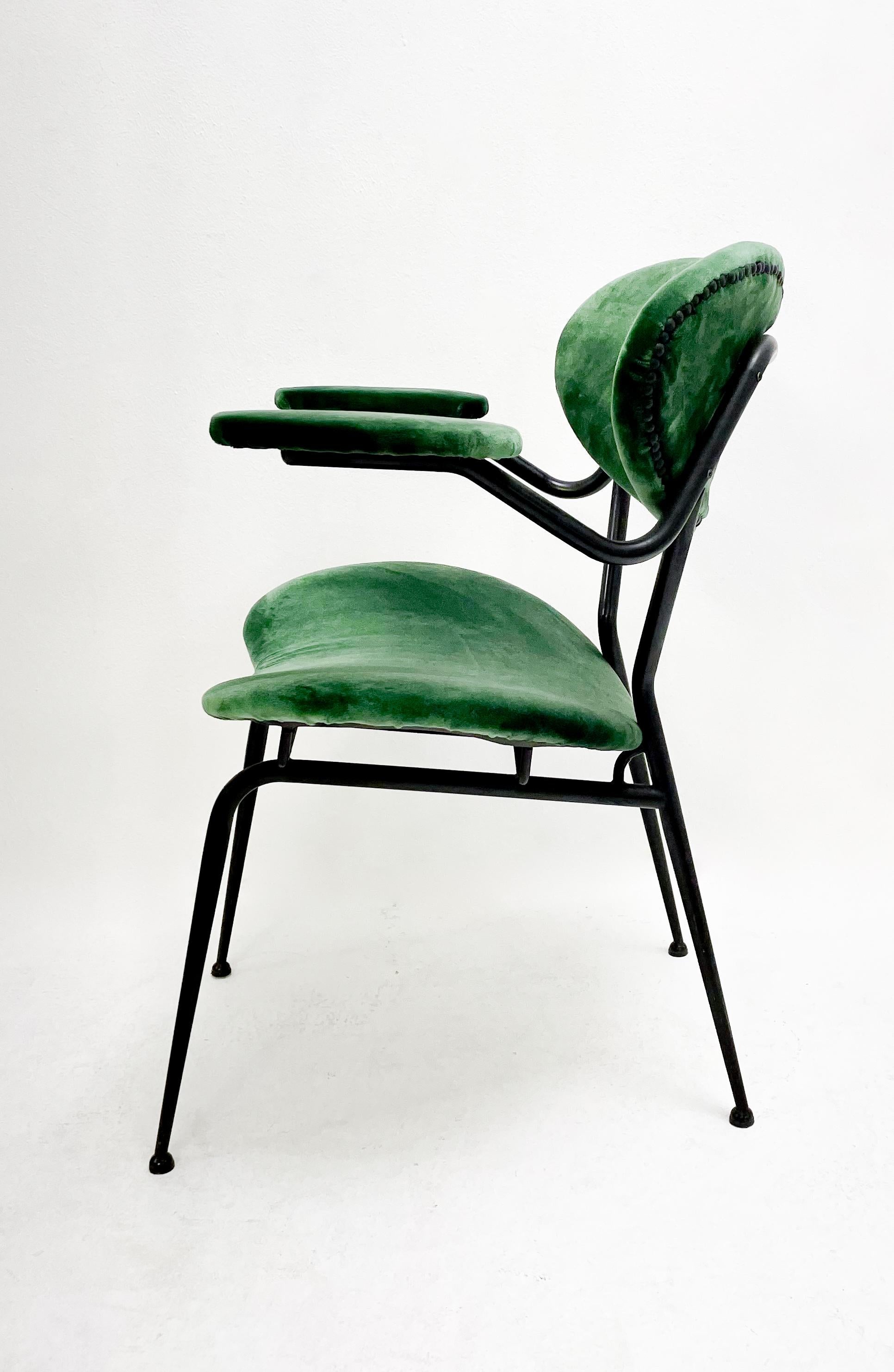 Mid-20th Century Mid-Century Modern Italian Armchair, 1950s For Sale