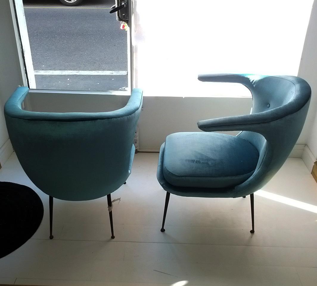 Mid-Century Modern Italian Armchairs with Blue Velvet Cover, Tuscany, 1960s In Good Condition In Milano, IT