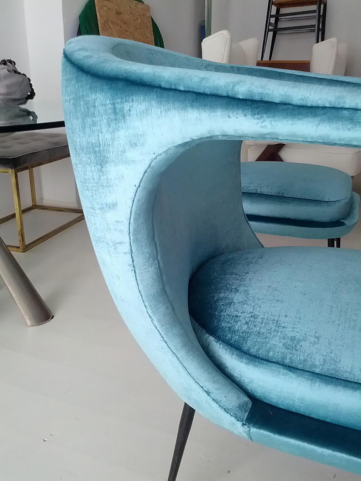 Mid-Century Modern Italian Armchairs with Blue Velvet Cover, Tuscany, 1960s 1