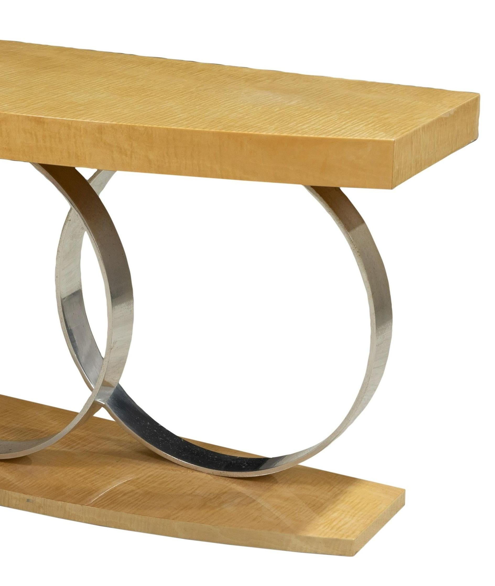 Ein Vintage Mid-Century Modern Italian Art Deco Konsolentisch aus Tigerahorn und poliertem Nickel.
Abmessungen: 28