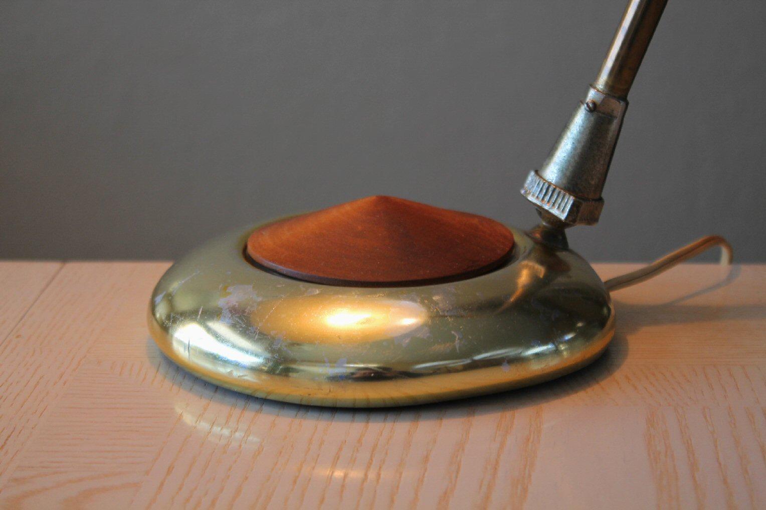 Mid Century Modern Italian Articulating Fiberglass Desk Lamp Rotate Teak Switch! im Angebot 1