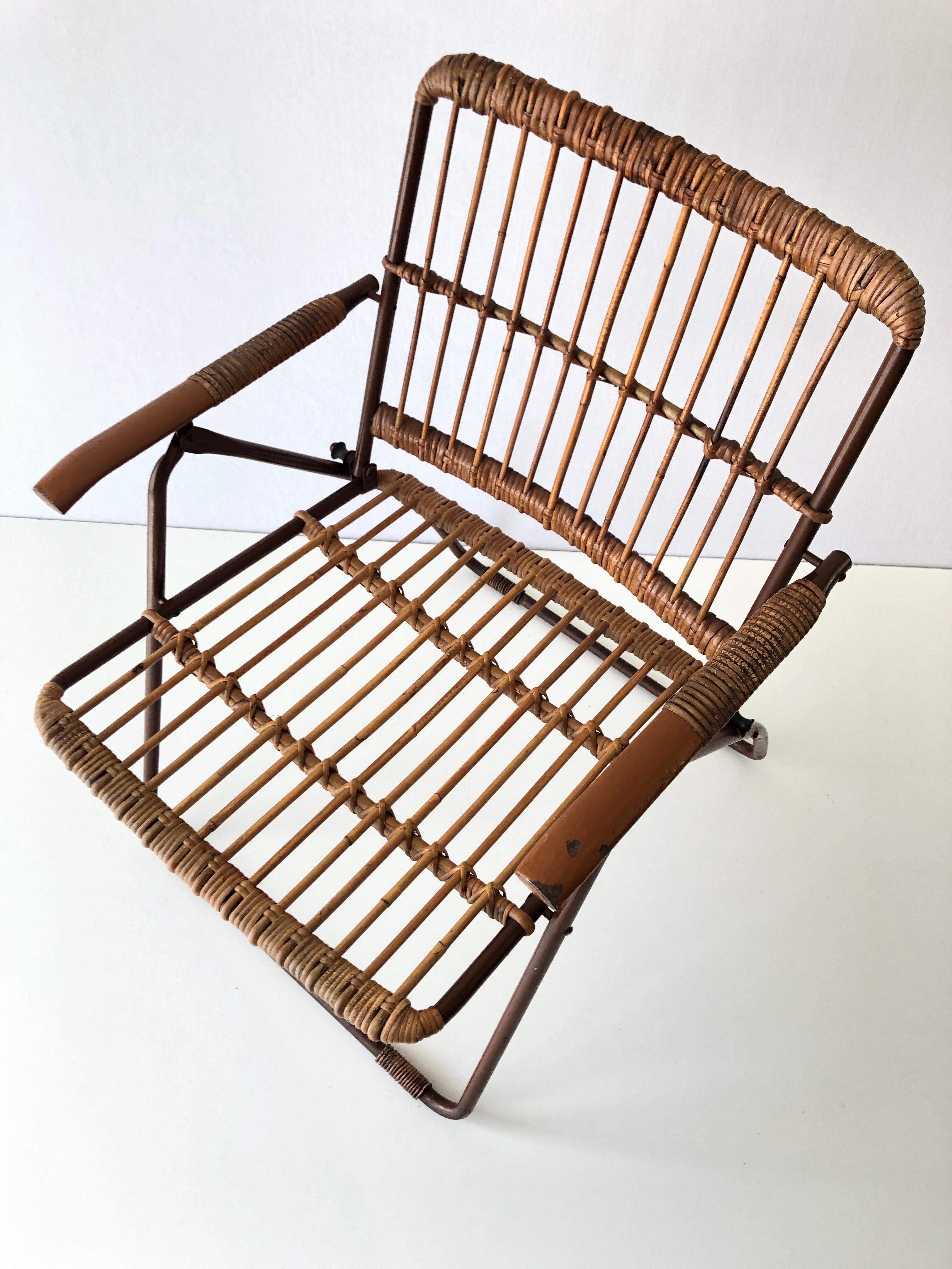 Mid-Century Modern Fauteuil pliant italien du milieu du siècle en bambou et métal brun, années 1960, Italie en vente