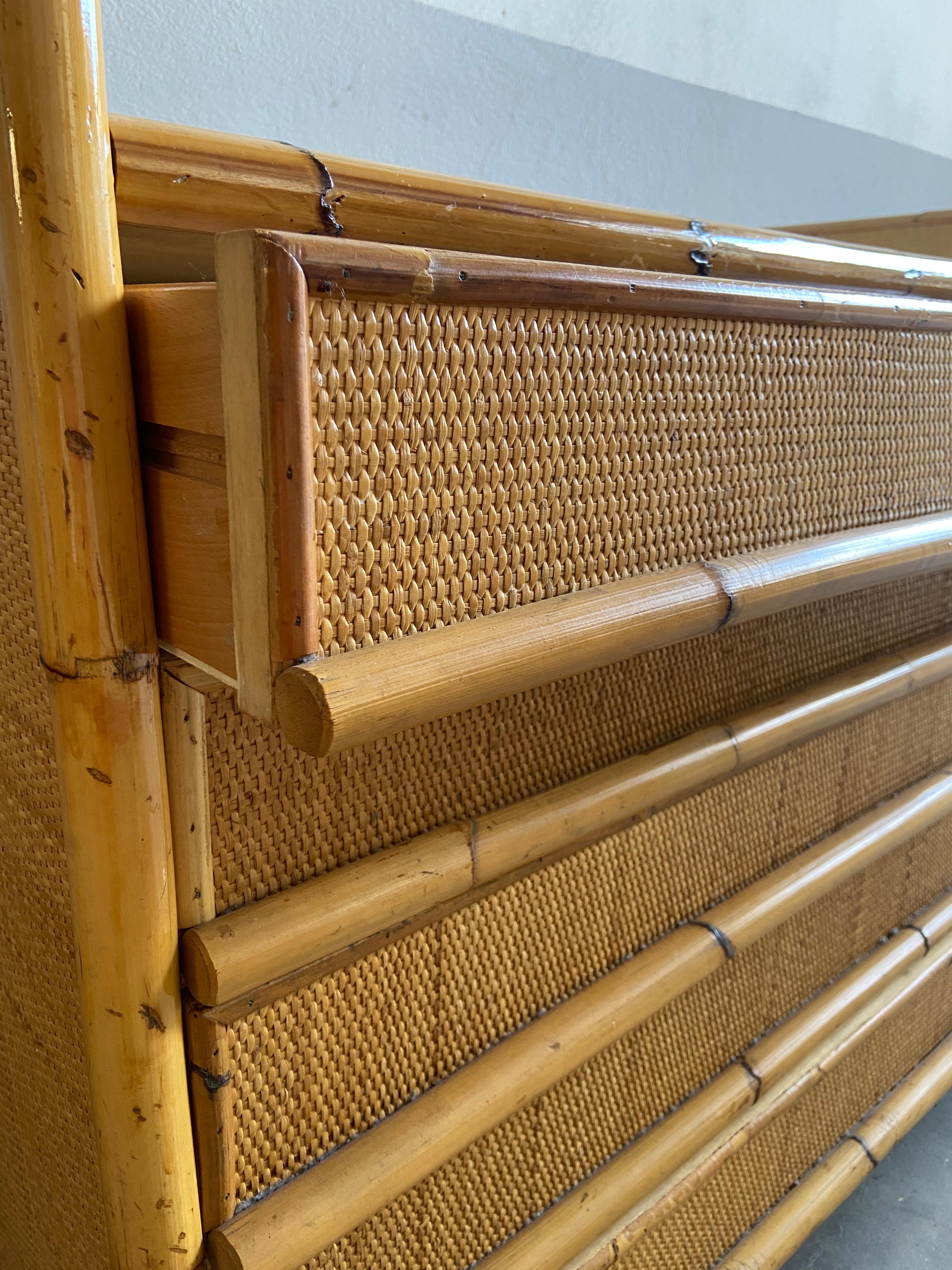 Mid-Century Modern Italian Bamboo and Rattan Dresser with 5 Drawers, 1970s For Sale 3
