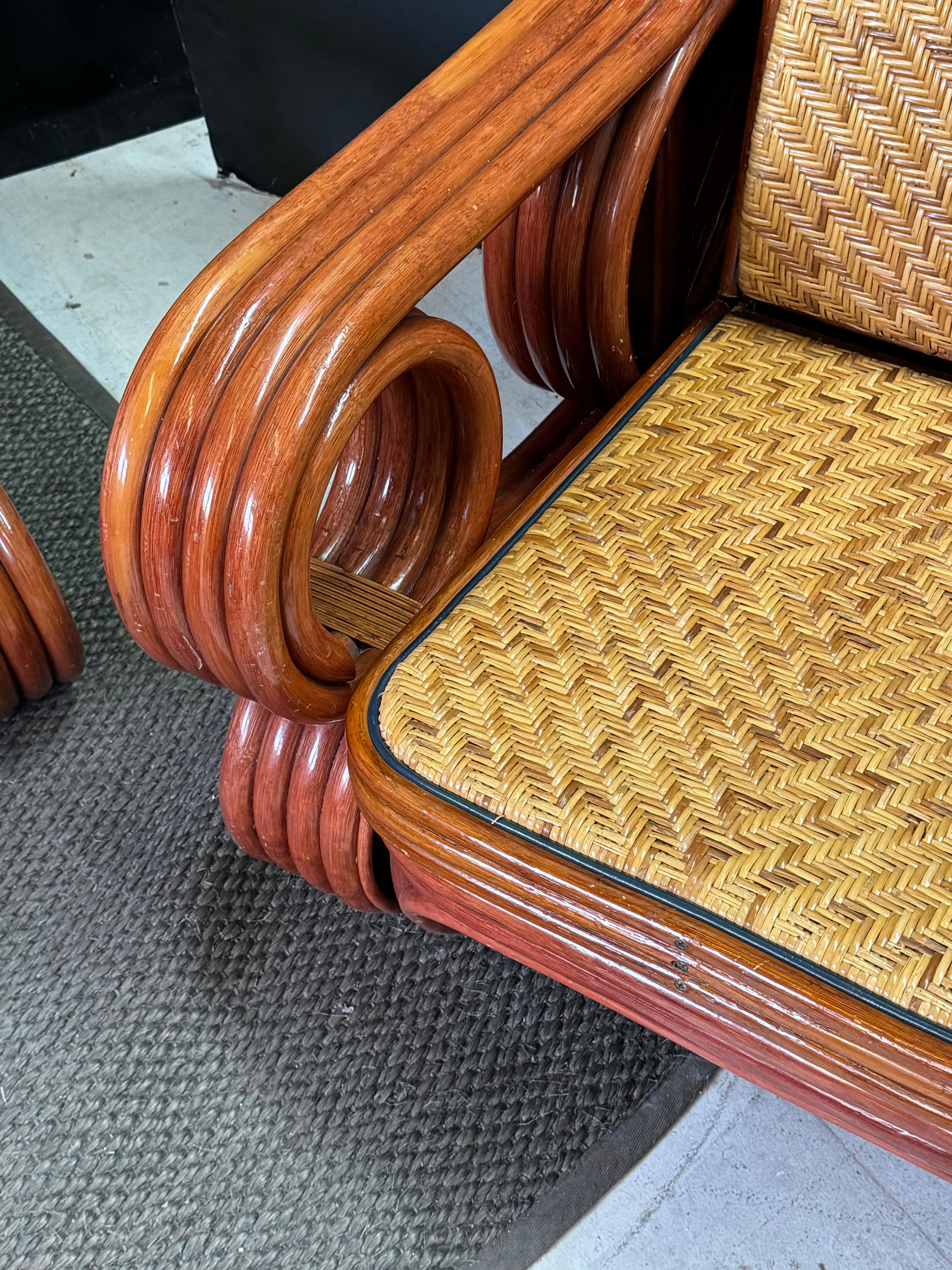 Mid-Century Modern Italian Bamboo and Rattan Lounge Set w/ Reversible Cushions For Sale 5