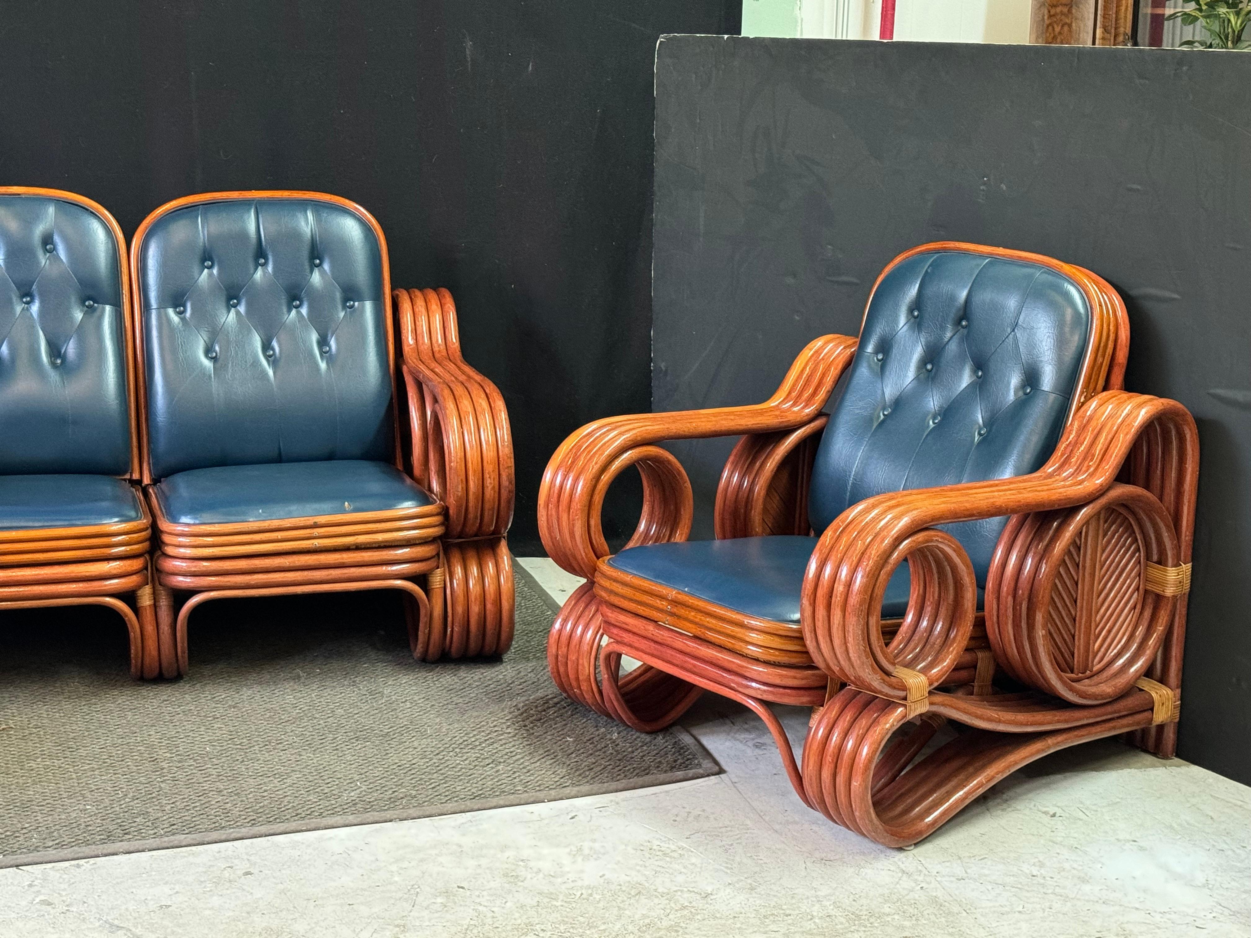 Mid-Century Modern Italian Bamboo and Rattan Lounge Set w/ Reversible Cushions For Sale 8
