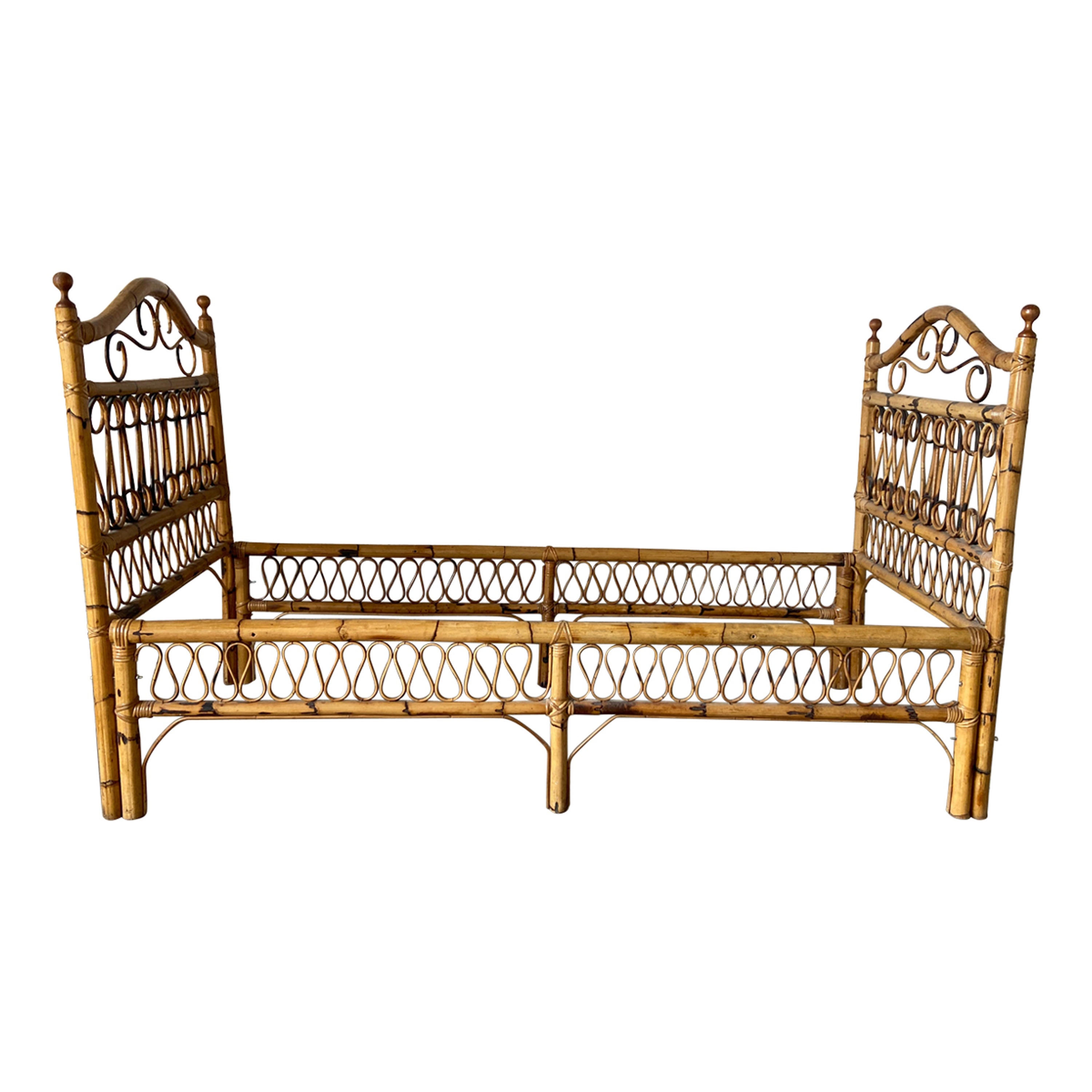 Mid-Century Modern Italian Bamboo and Rattan Single Bed, 1970s