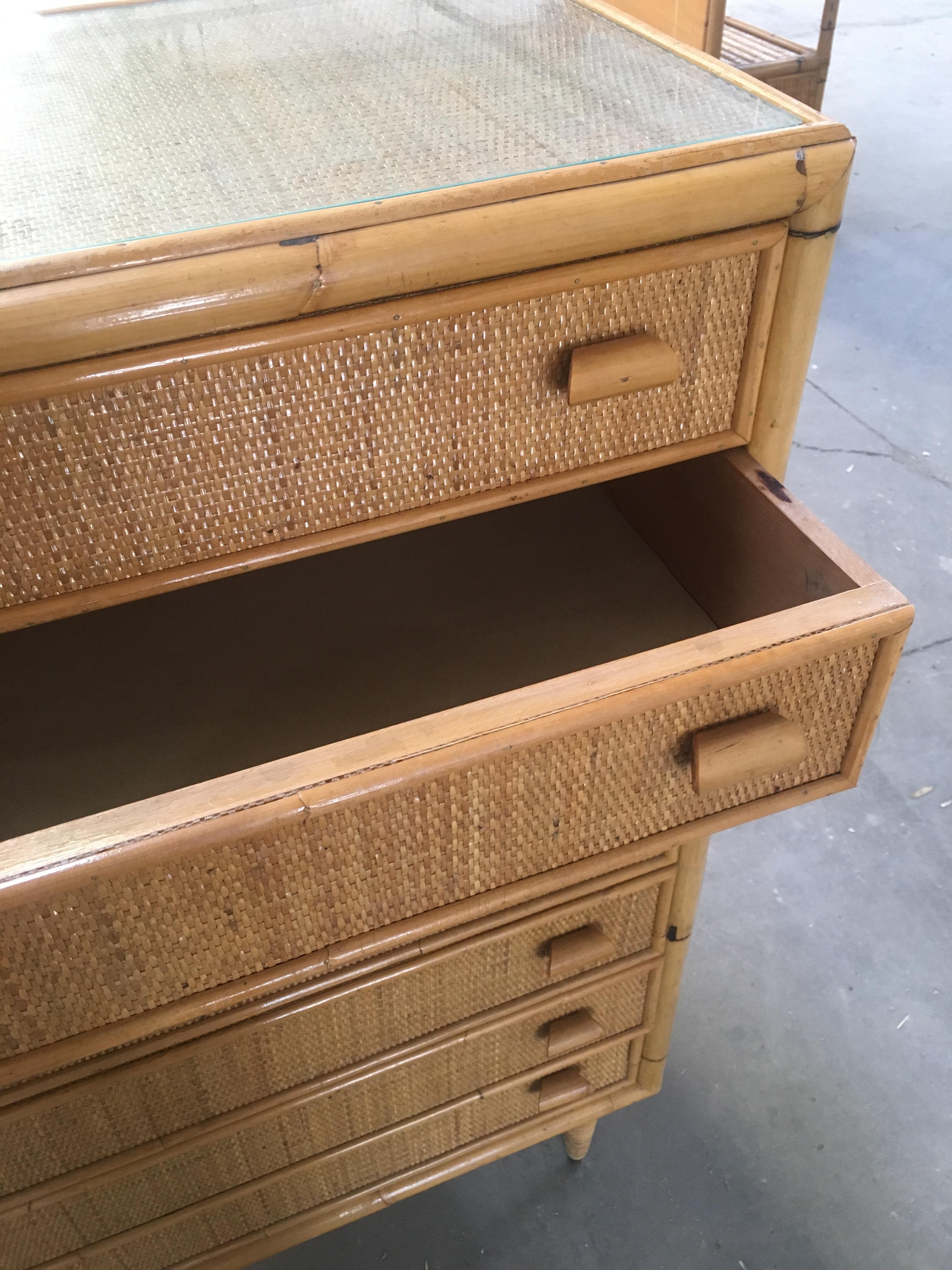 Mid-Century Modern Italian Bamboo Chest of Drawers, 1970s In Good Condition In Prato, IT