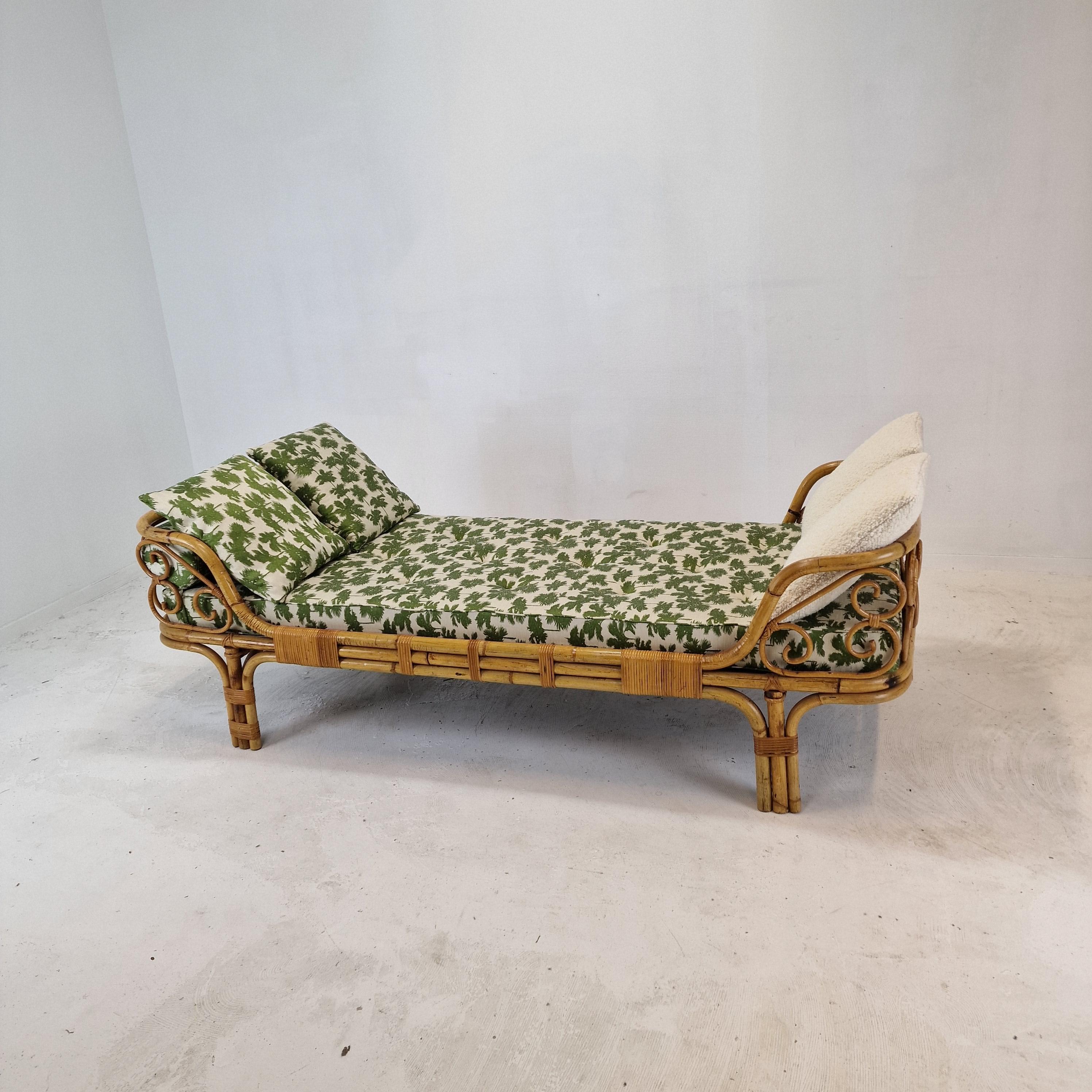 Modernes italienisches Bambus-Tagesbett aus der Jahrhundertmitte, 1960er Jahre im Angebot 2