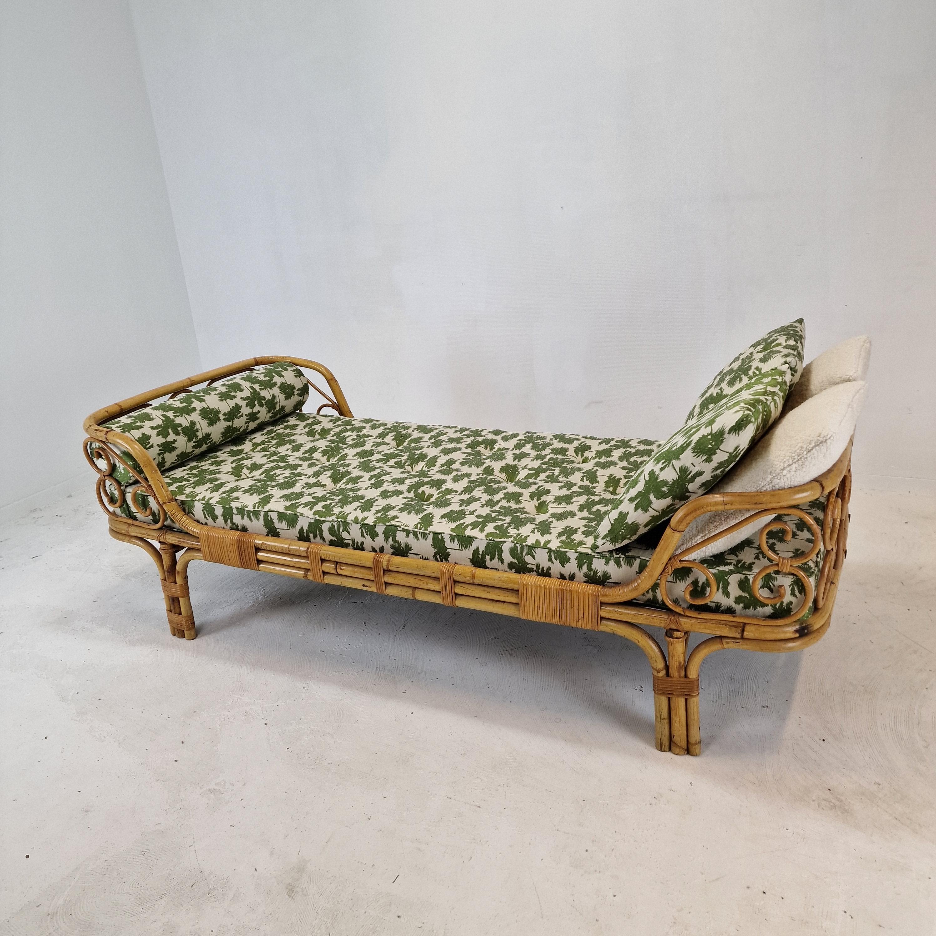 Modernes italienisches Bambus-Tagesbett aus der Jahrhundertmitte, 1960er Jahre im Angebot 3