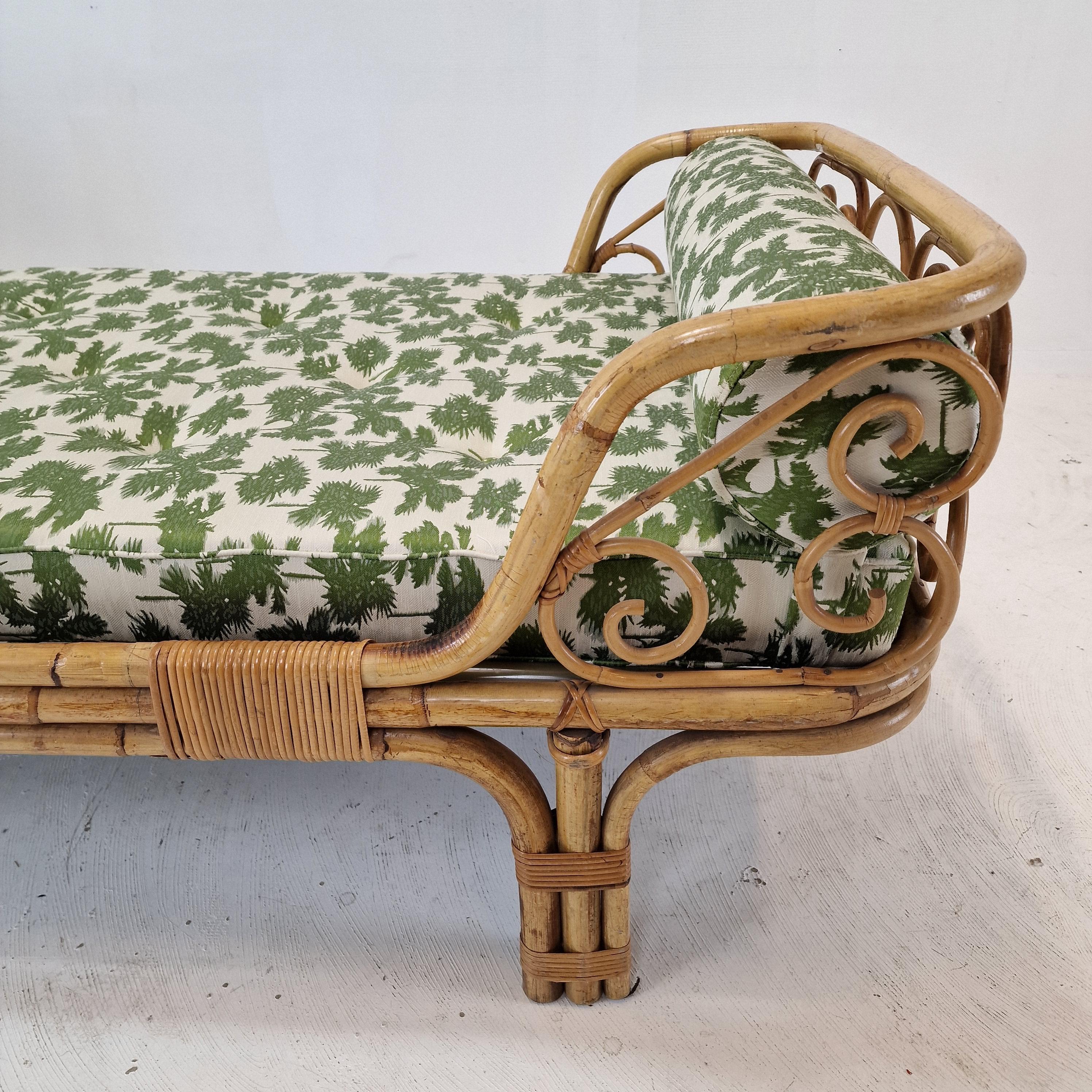 Mid-Century Modern Italian Bamboo Daybed, 1960s For Sale 11