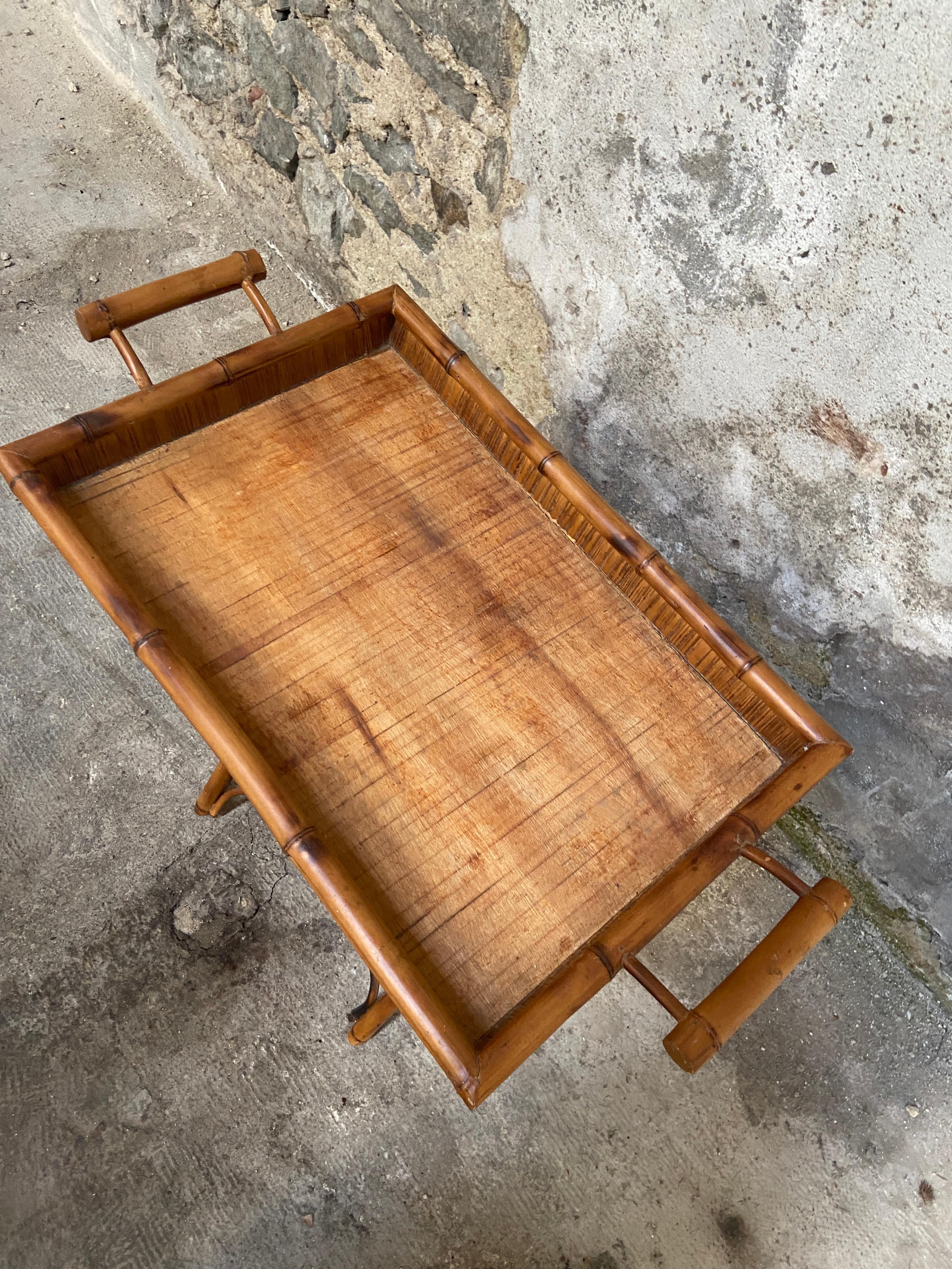 Mid-Century Modern Italian Bamboo Folding Tray Table, 1970s In Good Condition In Prato, IT