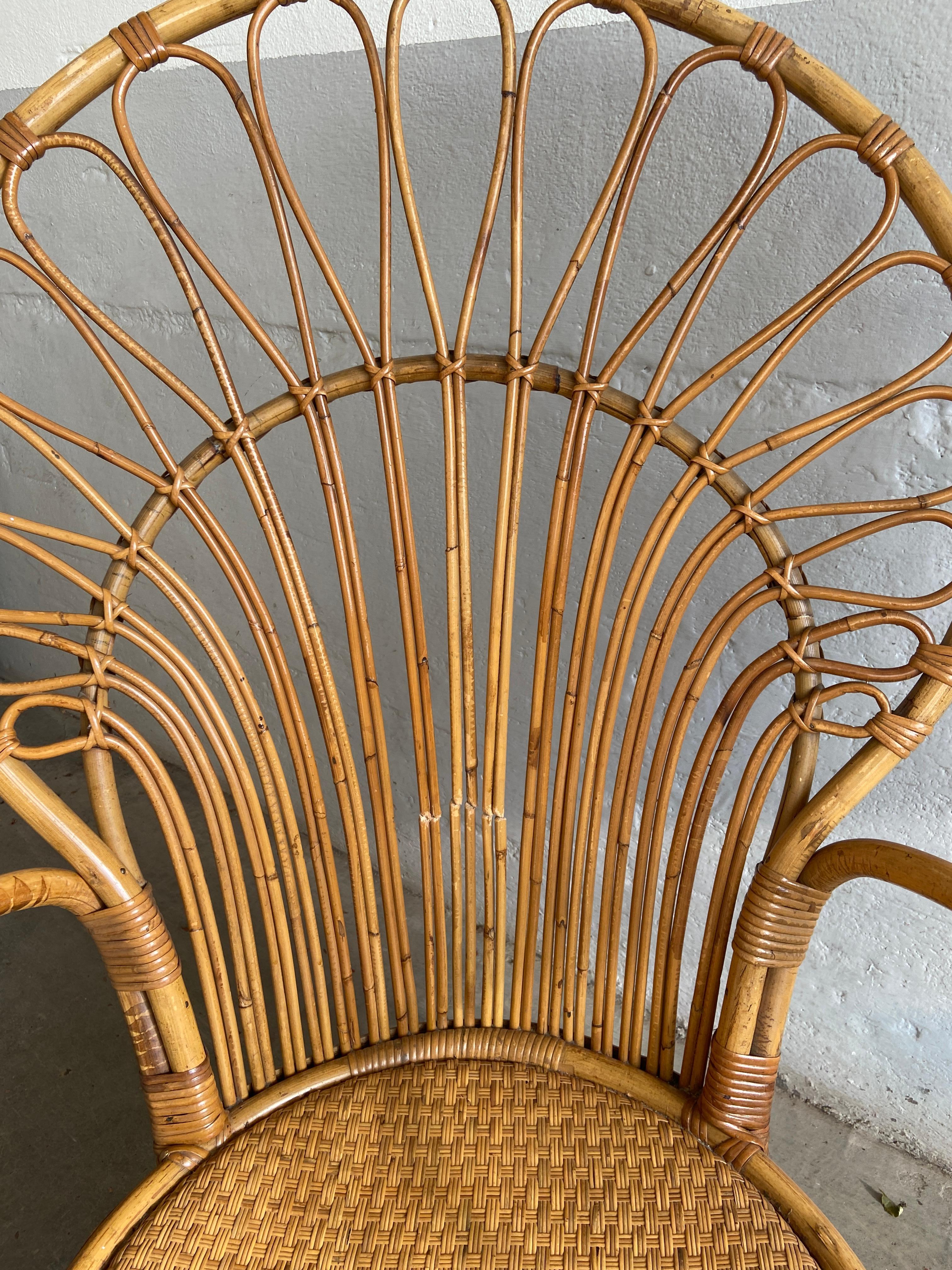 Fauteuil paon en bambou italien moderne du milieu du siècle dernier, années 1970 en vente 1