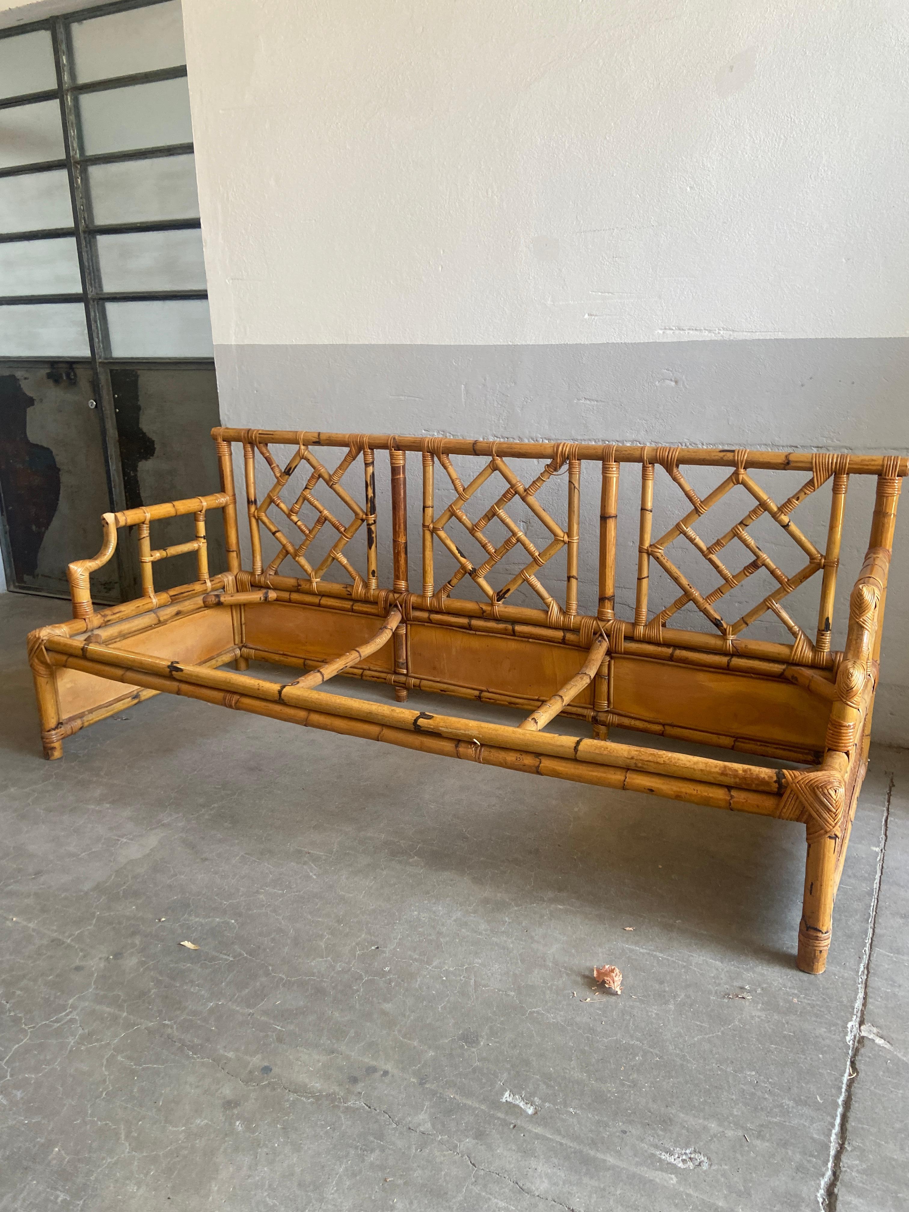 Late 20th Century Mid-Century Modern Italian Bamboo Sofa Bed by Vivai del Sud. 1970s For Sale