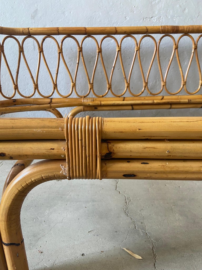 Mid-Century Modern Italian Bamboo Sofa Bed from 1970s For Sale 4