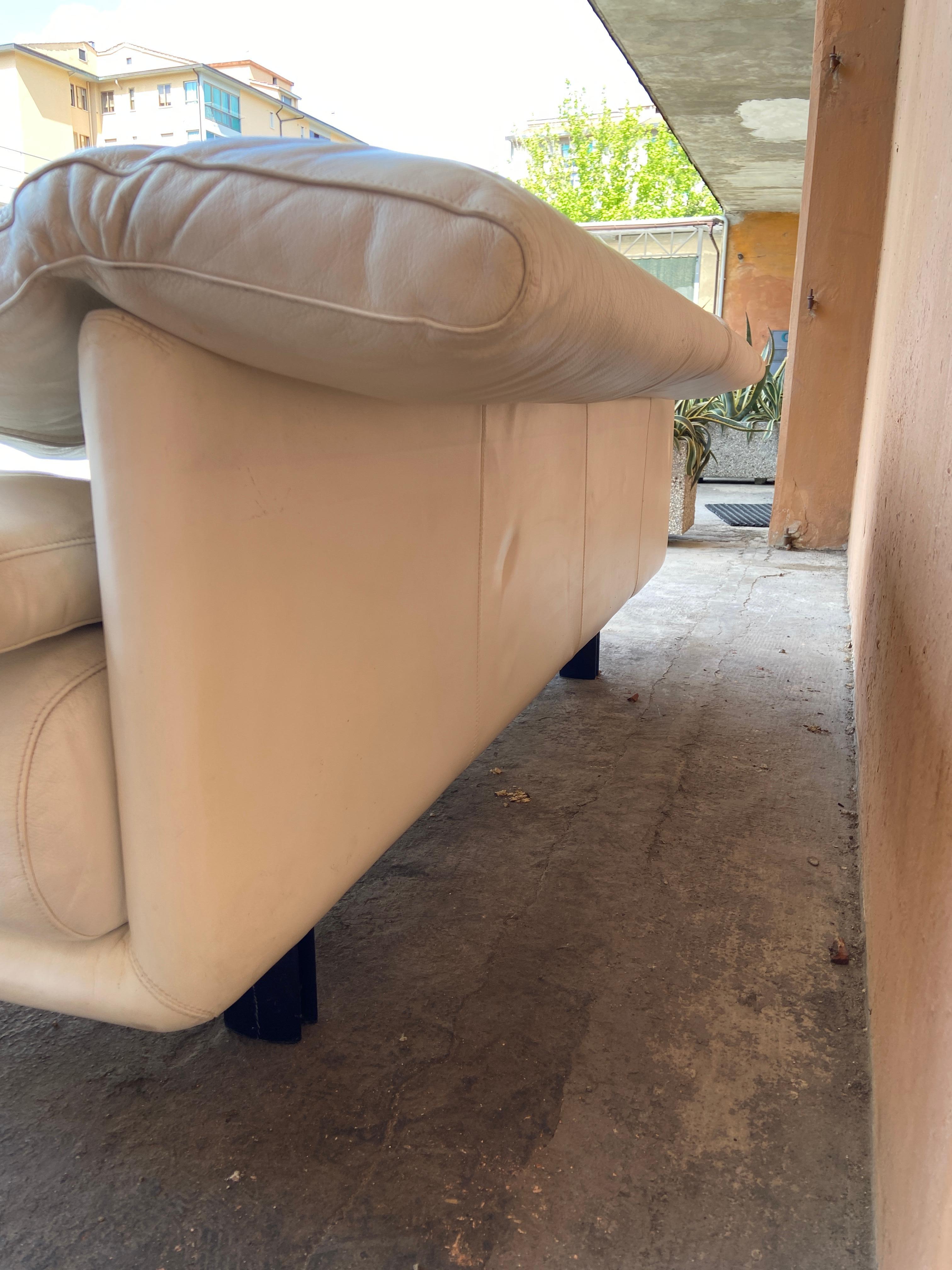 Mid Century Modern Italian B B Alanda Two And A Half Seat White Leather Sofa For Sale At 1stdibs