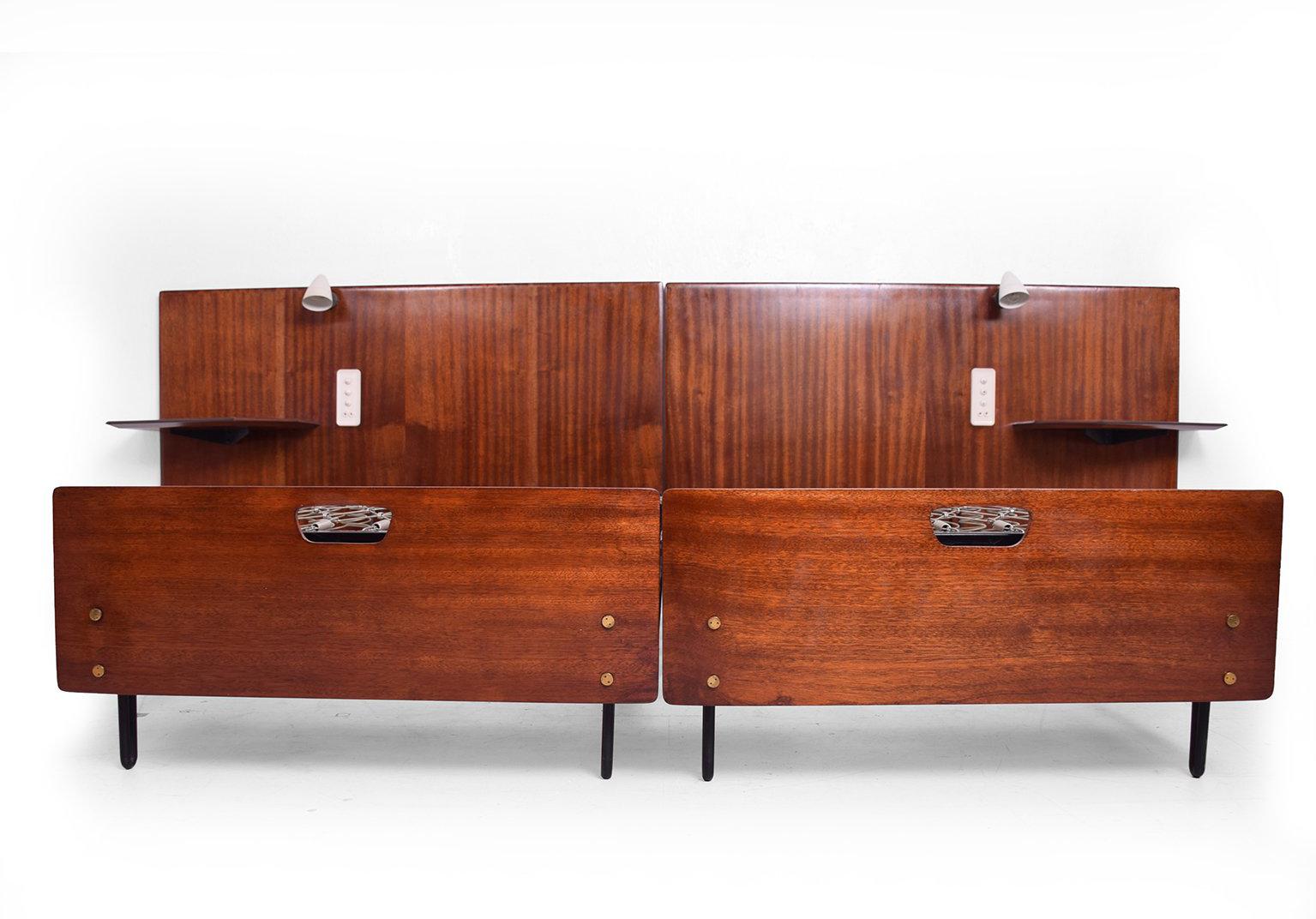 For your consideration a Mid-Century Modern bed made in Italy. Acquired from apartment in Milan, I was told the design of apartment was made by Osvaldo Borsani, however there is no documentation available. 

The headboard splits into two sections